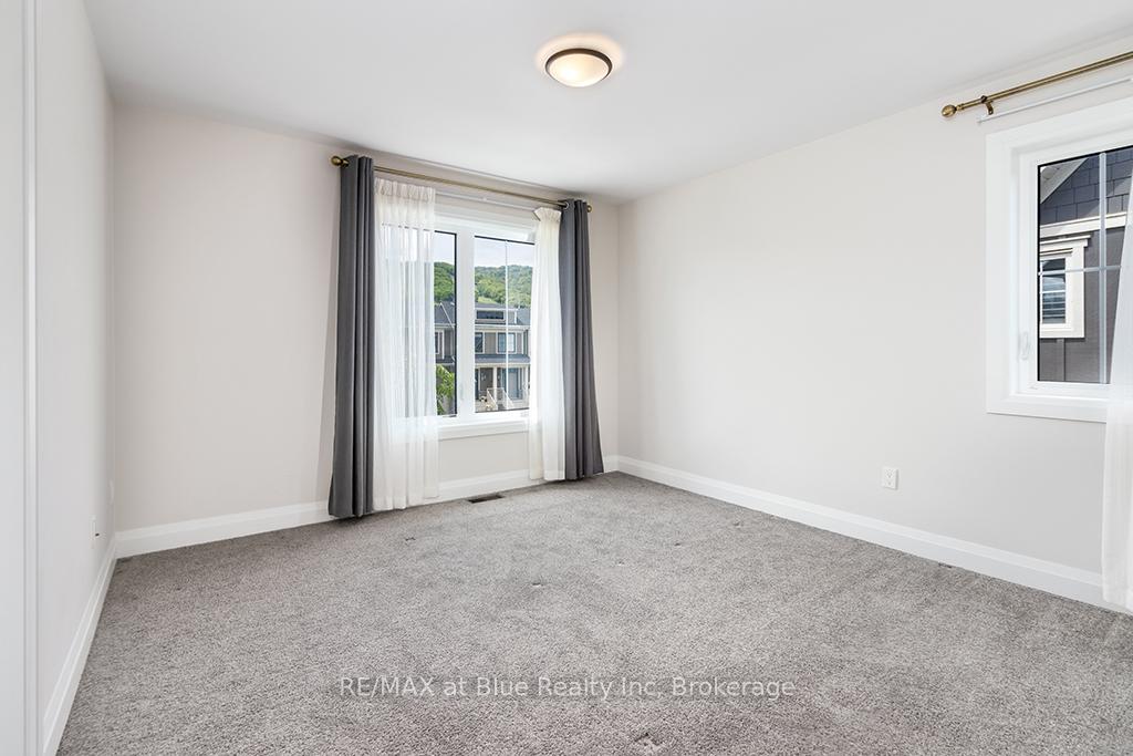 Photo 20 of 219 Yellow Birch Crescent, Blue Mountains — HOMEH