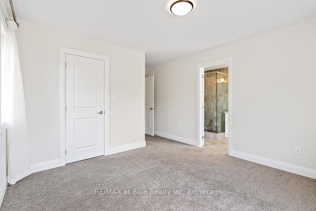 Photo 21 of 219 Yellow Birch Crescent, Blue Mountains — HOMEH