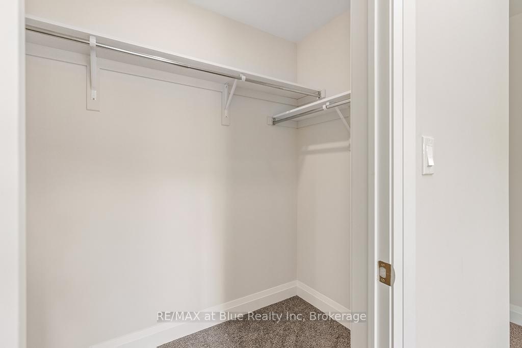 Photo 22 of 219 Yellow Birch Crescent, Blue Mountains — HOMEH