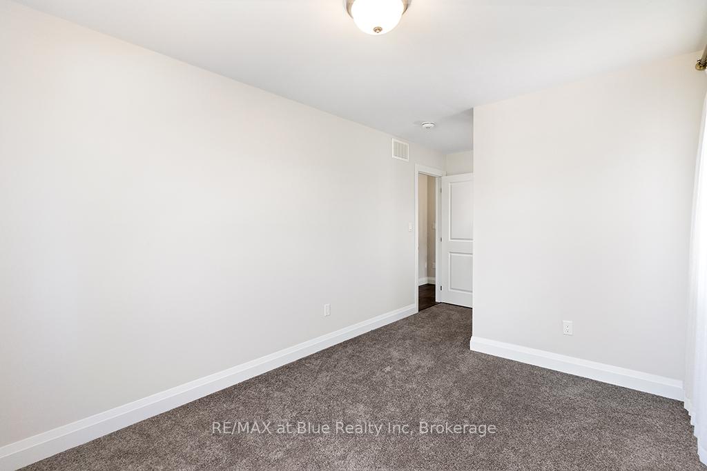Photo 34 of 219 Yellow Birch Crescent, Blue Mountains — HOMEH