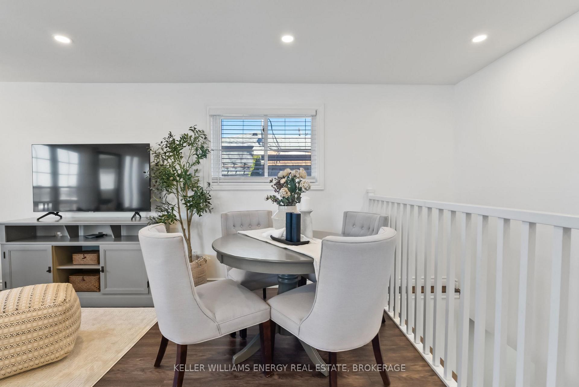 Photo 17 of 820 Grandview Drive, Oshawa, Donevan — HOMEH