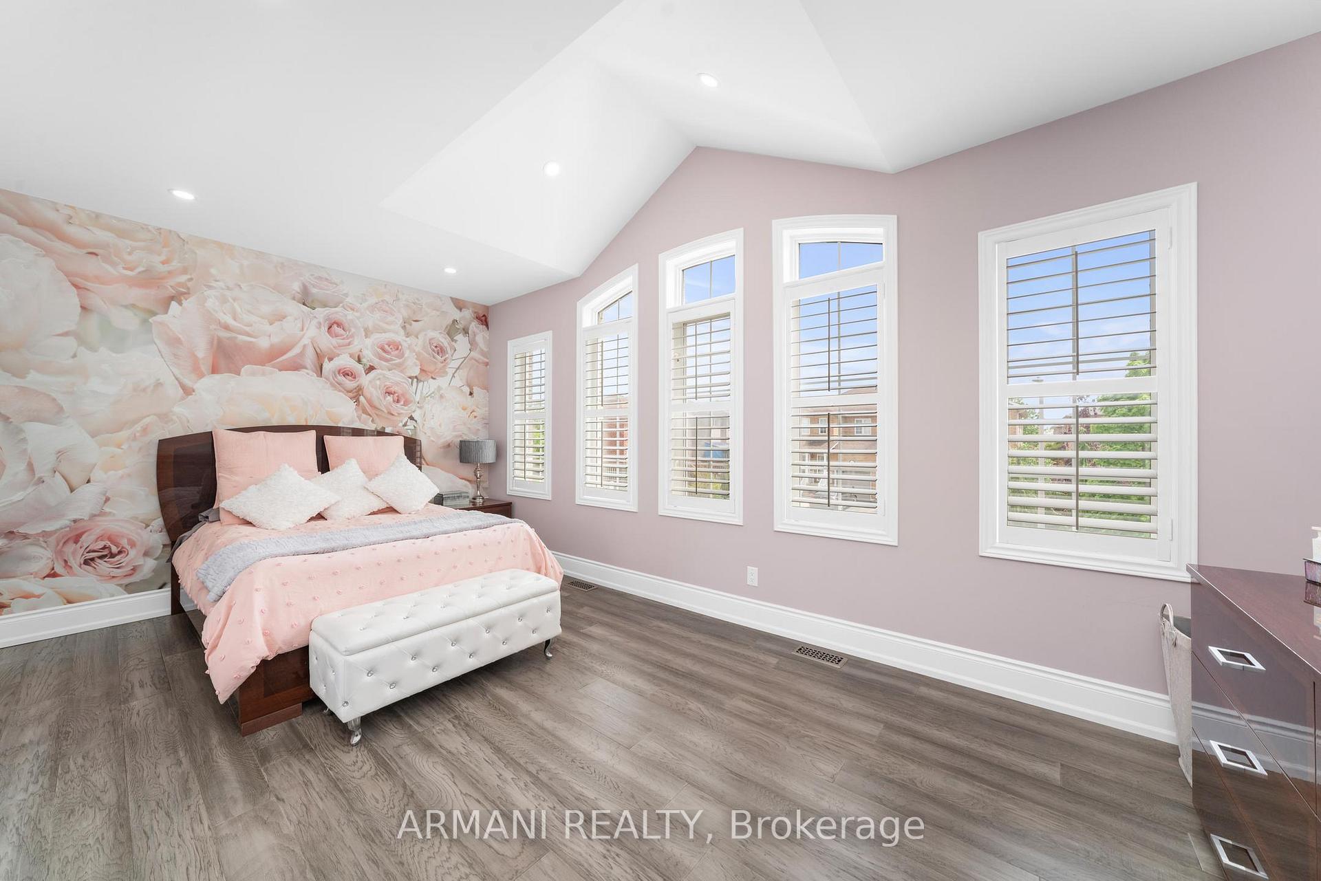 Photo 22 of 133 Blackthorn Drive, Vaughan, Maple — HOMEH