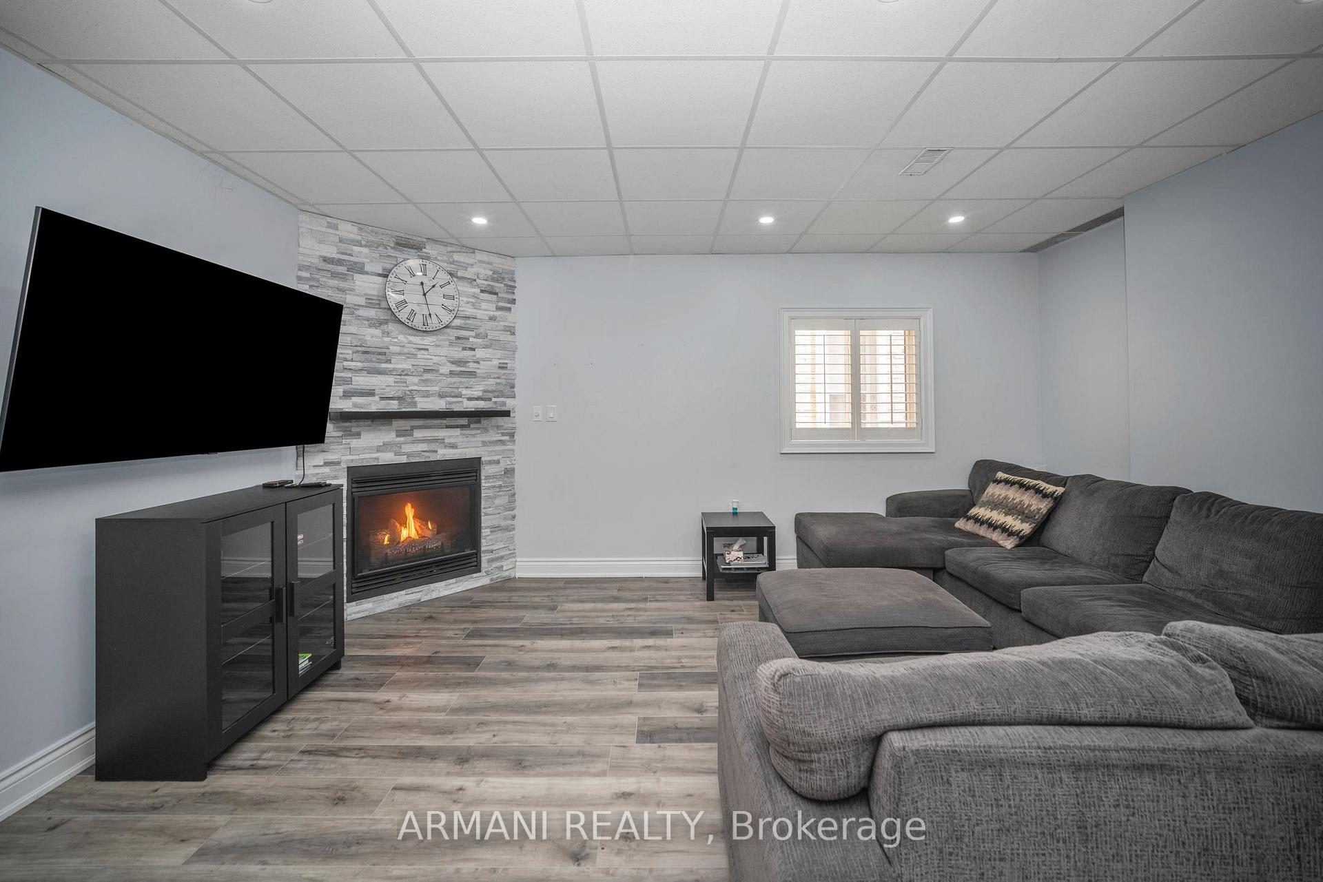 Photo 31 of 133 Blackthorn Drive, Vaughan, Maple — HOMEH