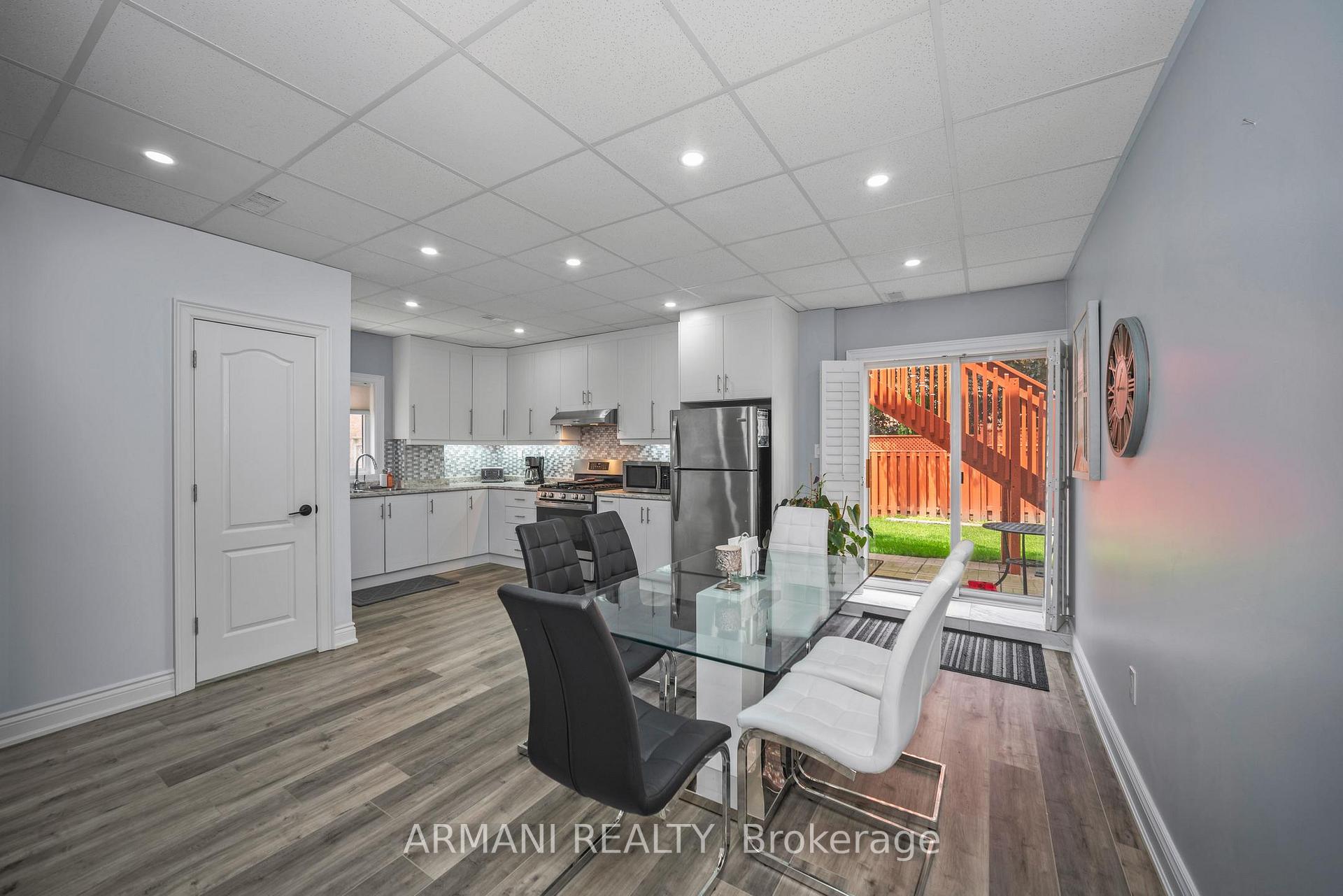 Photo 34 of 133 Blackthorn Drive, Vaughan, Maple — HOMEH
