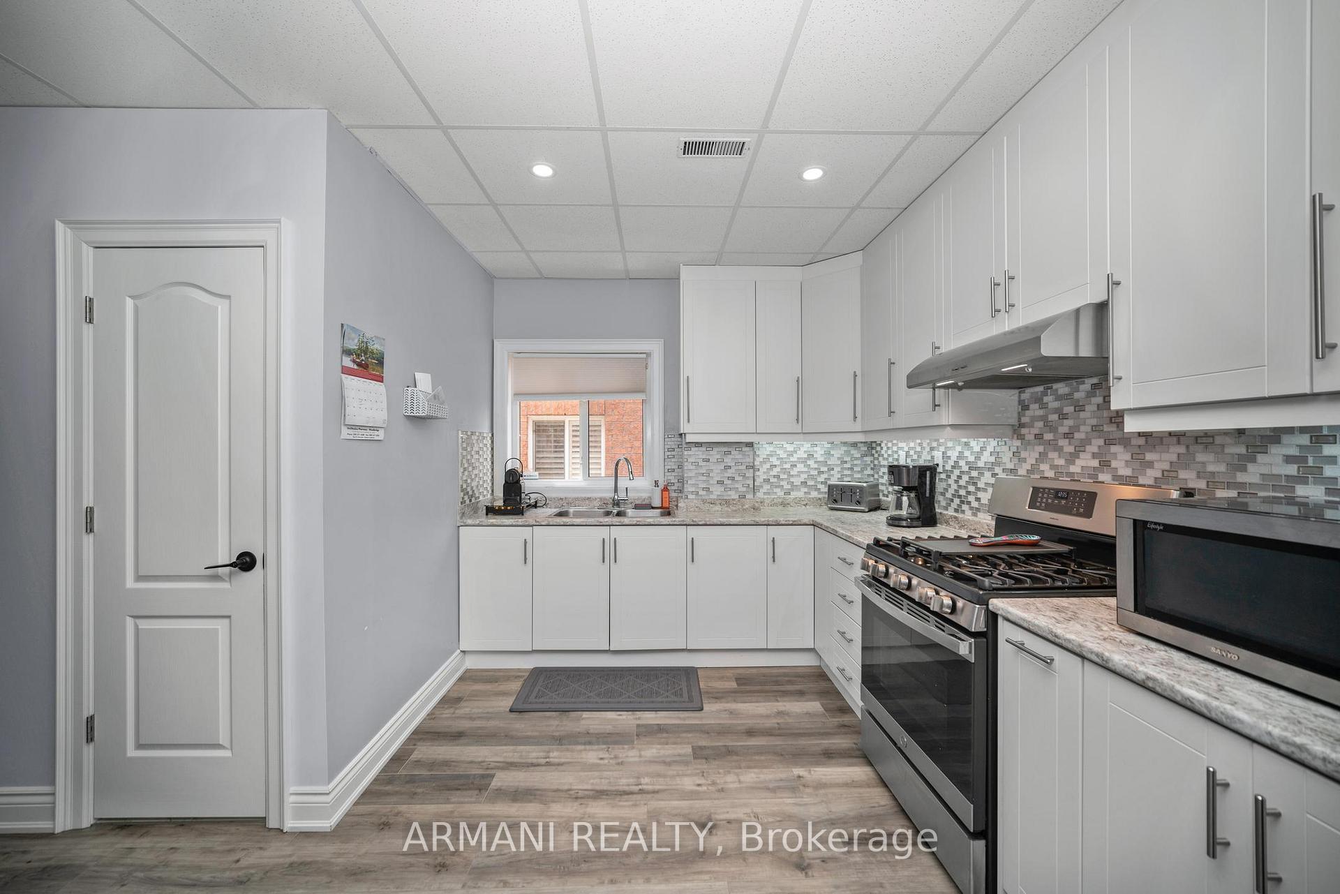 Photo 35 of 133 Blackthorn Drive, Vaughan, Maple — HOMEH