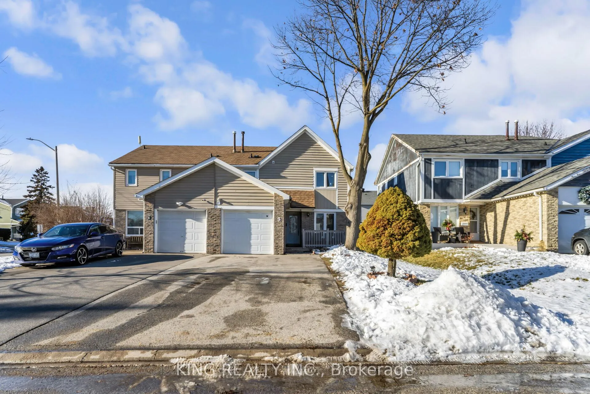 Front of 3 Nottawasaga Crescent