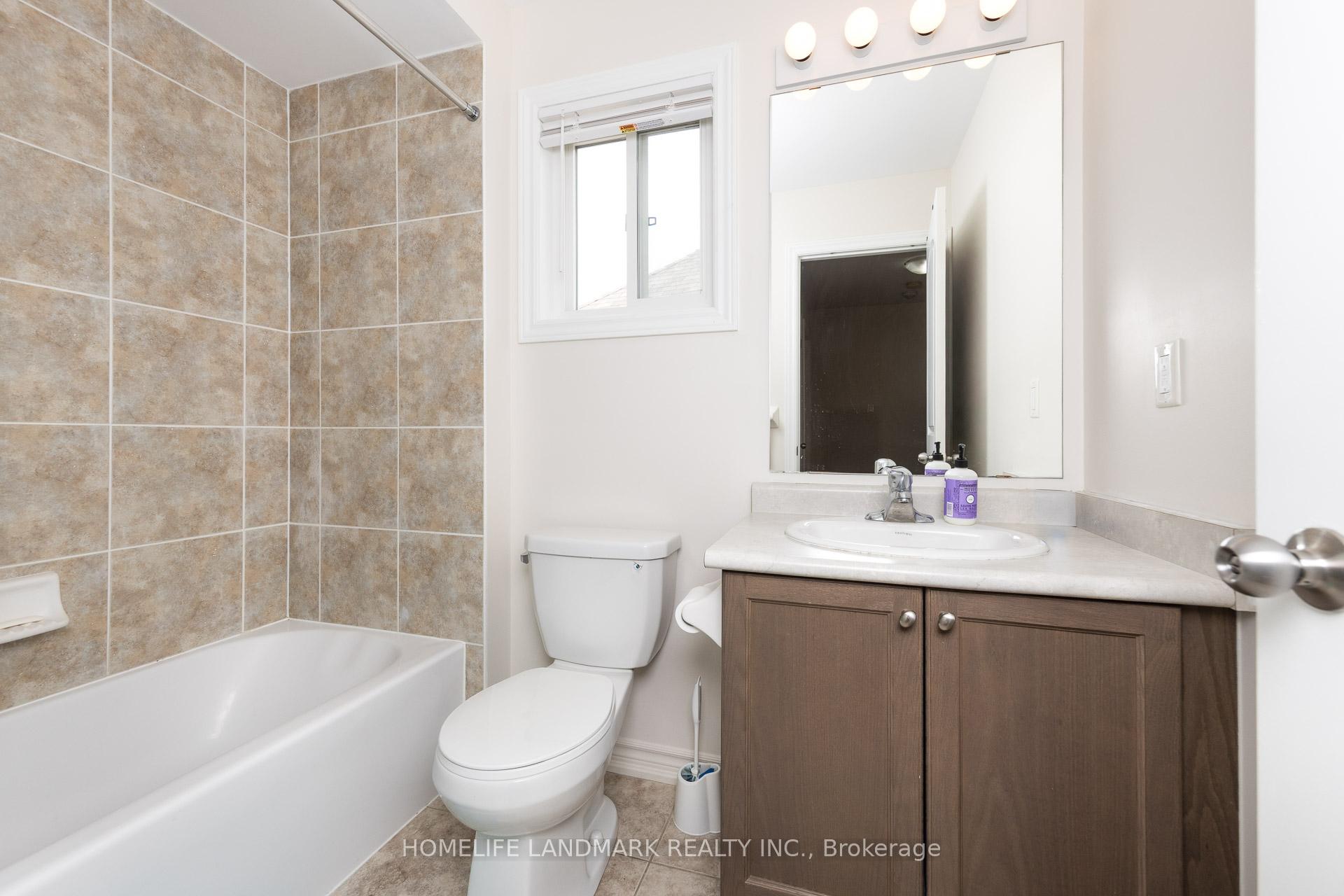 Photo 11 of 592 Settlers Ridge, Peterborough, Northcrest Ward 5 — HOMEH