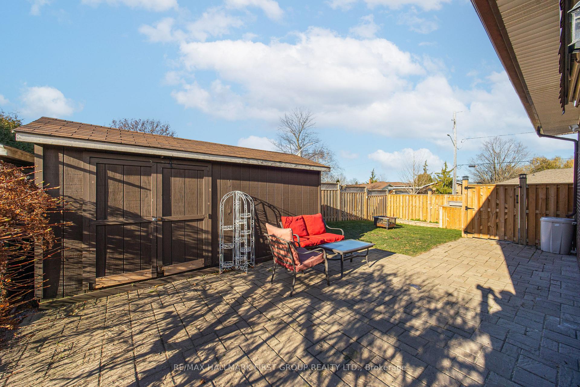 Photo 36 of 397 Bernhard Crescent, Oshawa, O'Neill — HOMEH