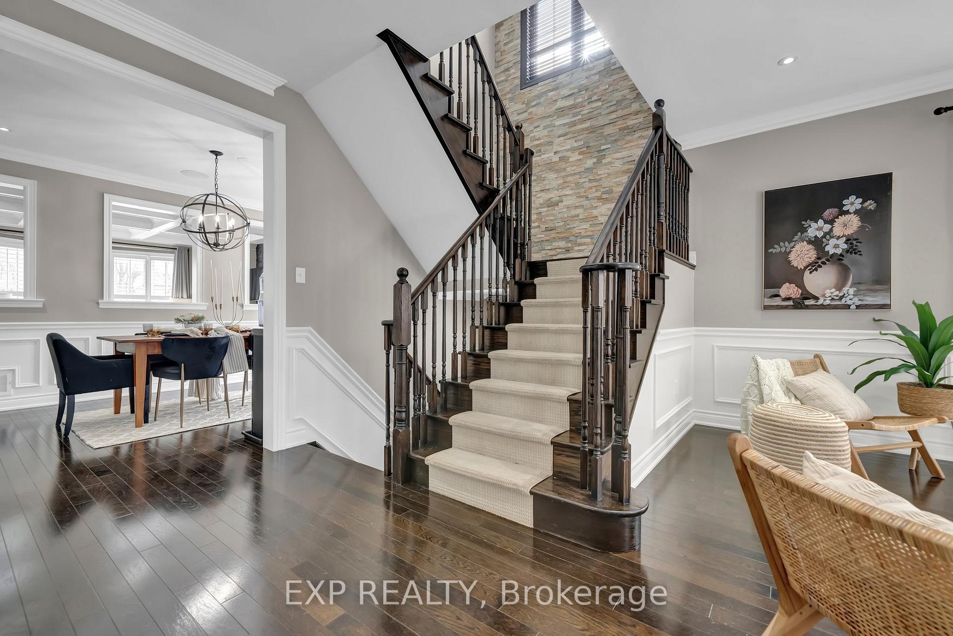 Photo 5 of 7 Strandmore Circle, Whitby, Brooklin — HOMEH