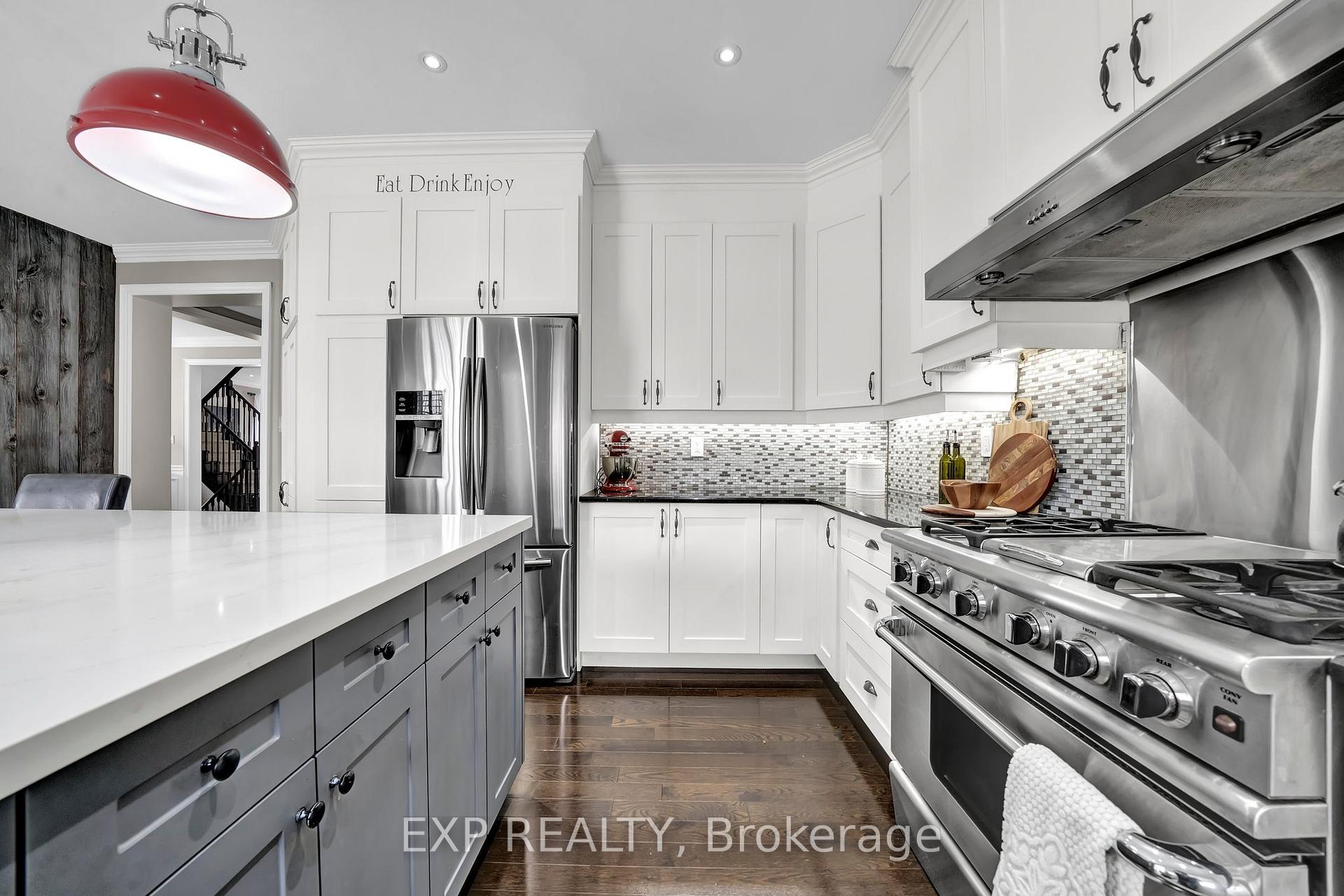 Photo 15 of 7 Strandmore Circle, Whitby, Brooklin — HOMEH