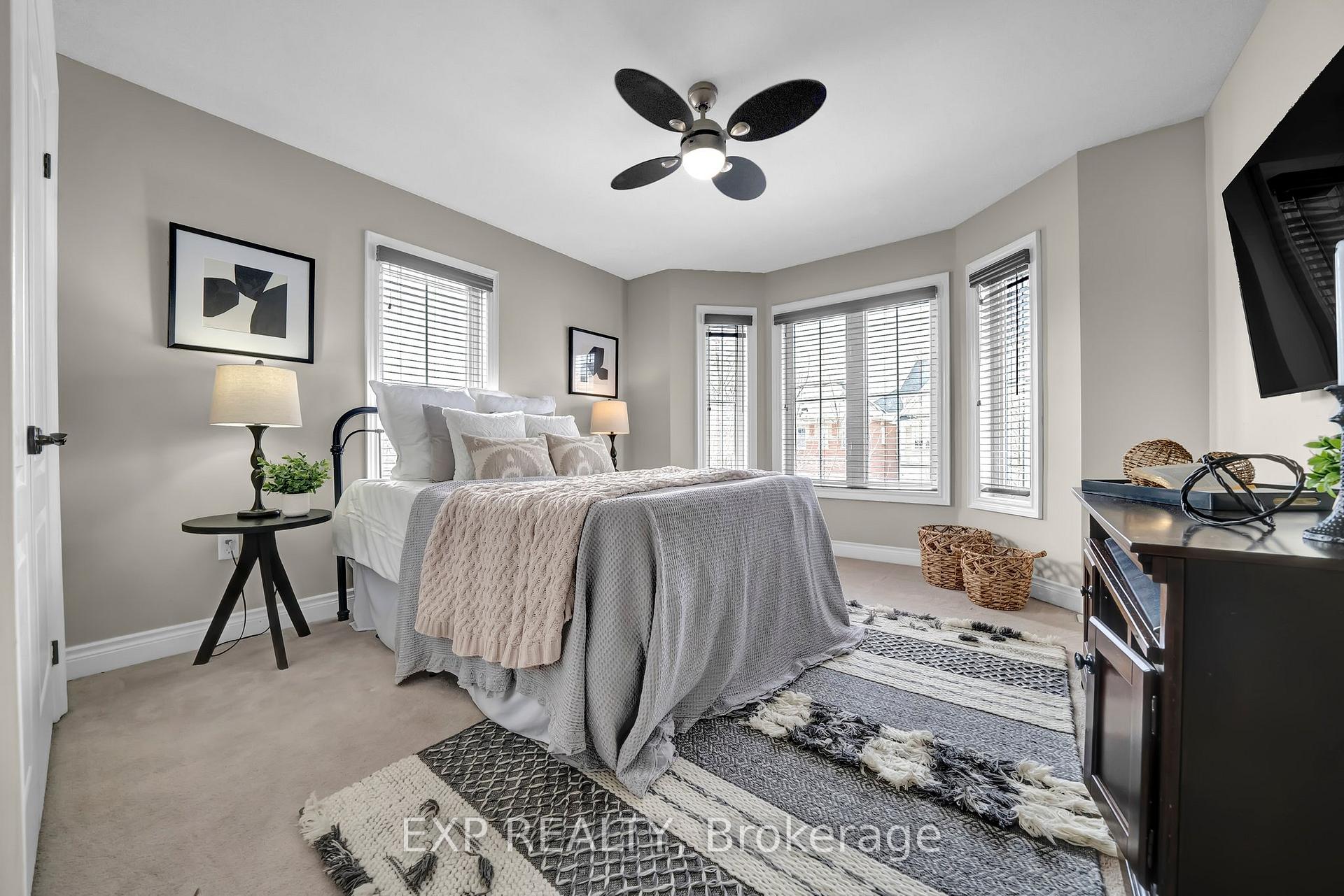 Photo 27 of 7 Strandmore Circle, Whitby, Brooklin — HOMEH
