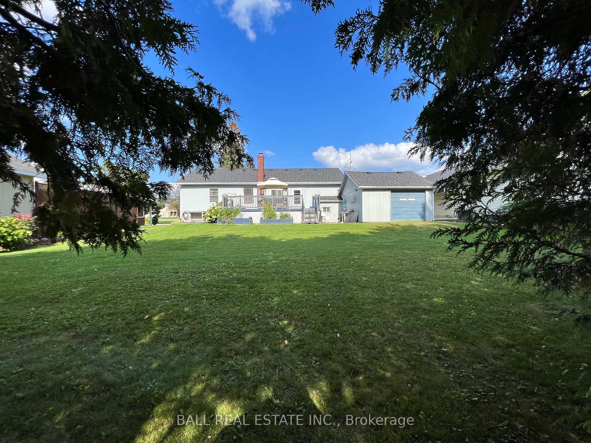 Photo 7 of 1183 Chemong Road, Peterborough, Northcrest Ward 5 — HOMEH