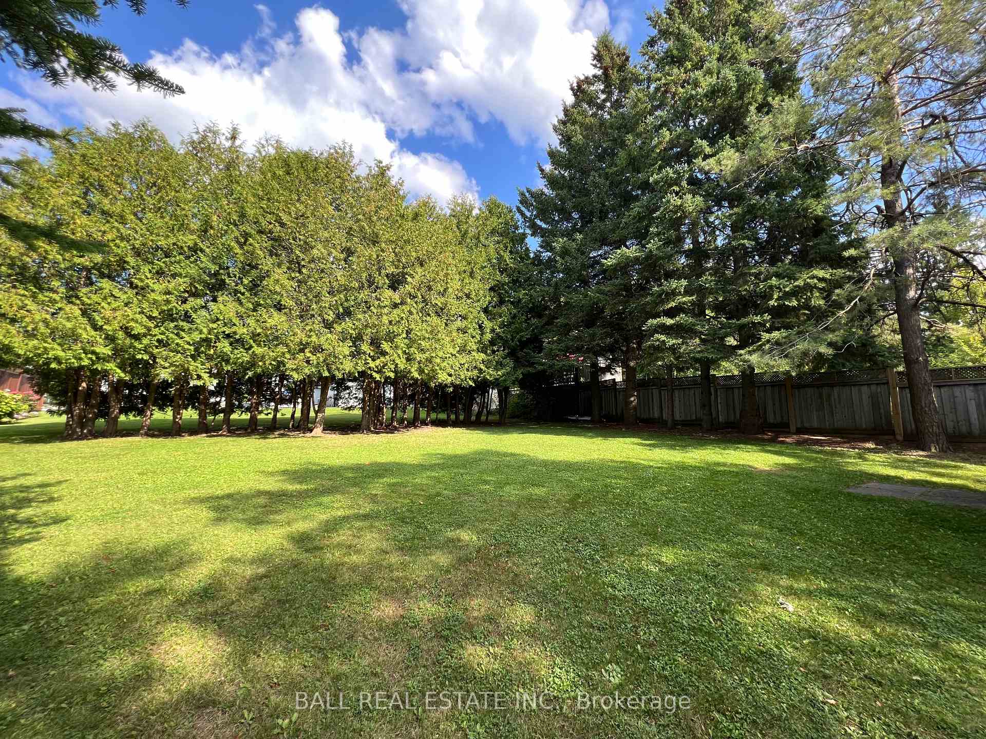 Photo 8 of 1183 Chemong Road, Peterborough, Northcrest Ward 5 — HOMEH