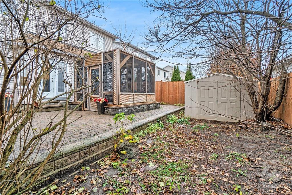Photo 24 of 574 Pocono Crescent, Ottawa, Fallingbrook/Gardenway South — HOMEH