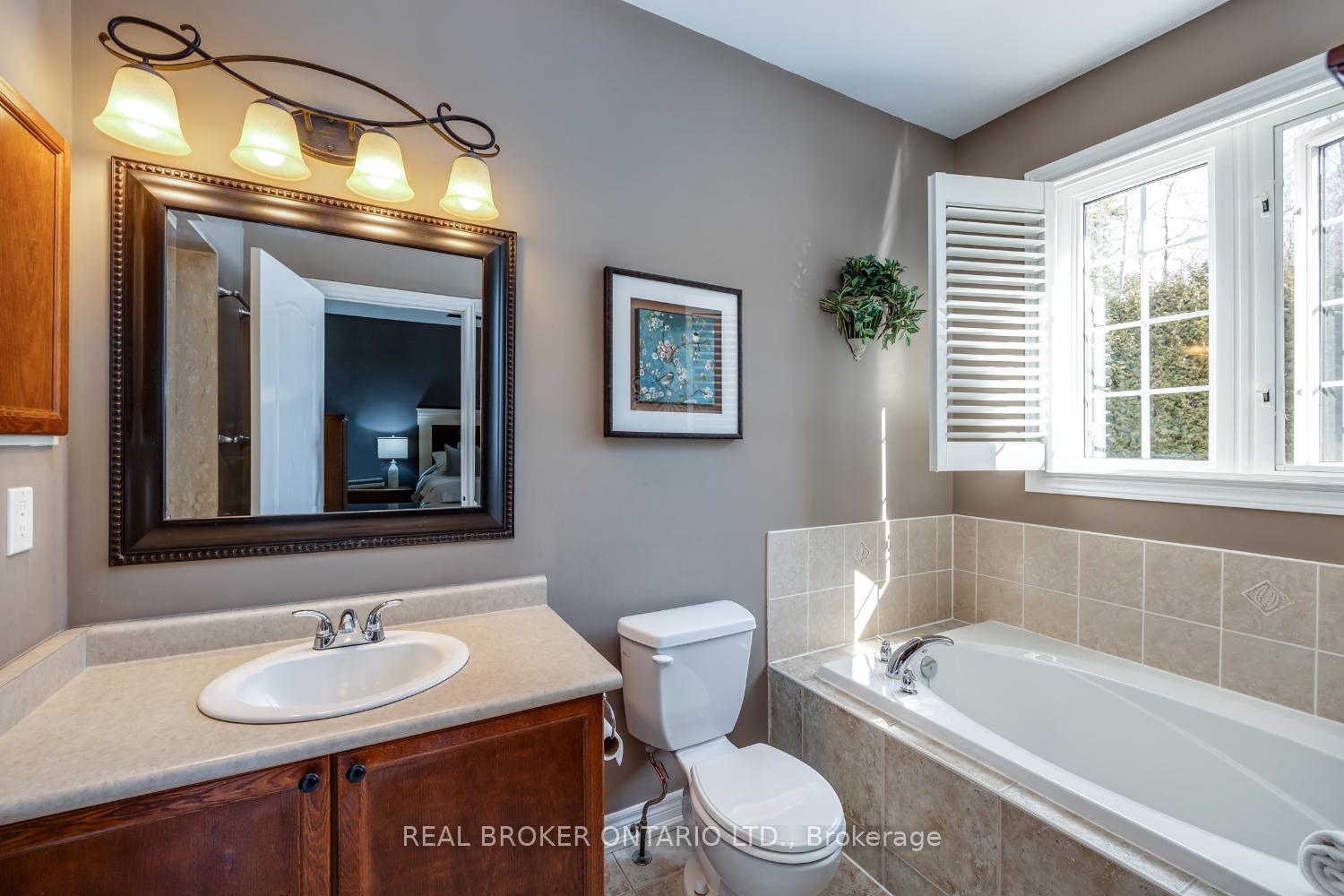 Photo 15 of 908 Coyston Drive, Oshawa, Eastdale — HOMEH
