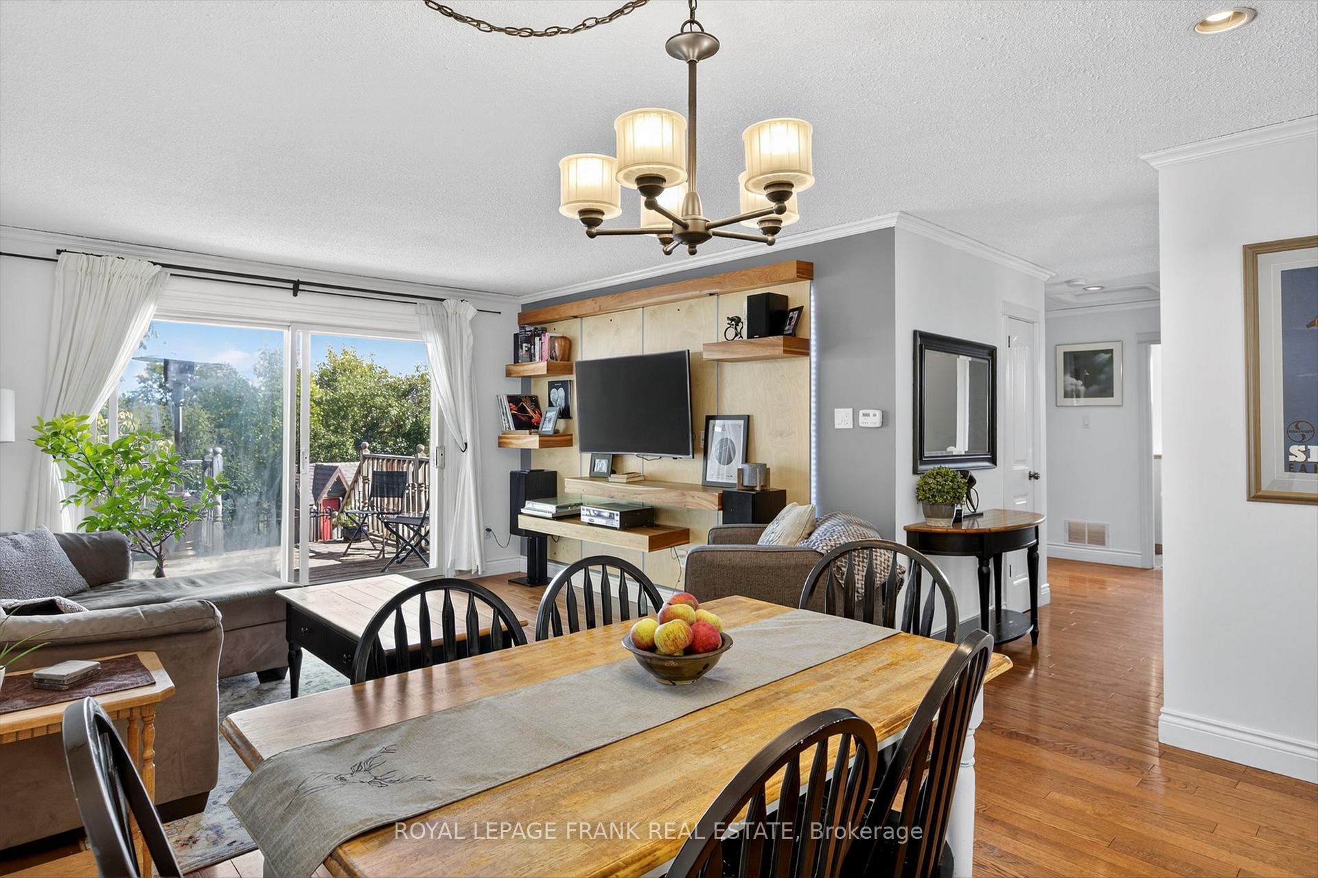 Photo 9 of 948 Golfview Road, Peterborough, Otonabee Ward 1 — HOMEH