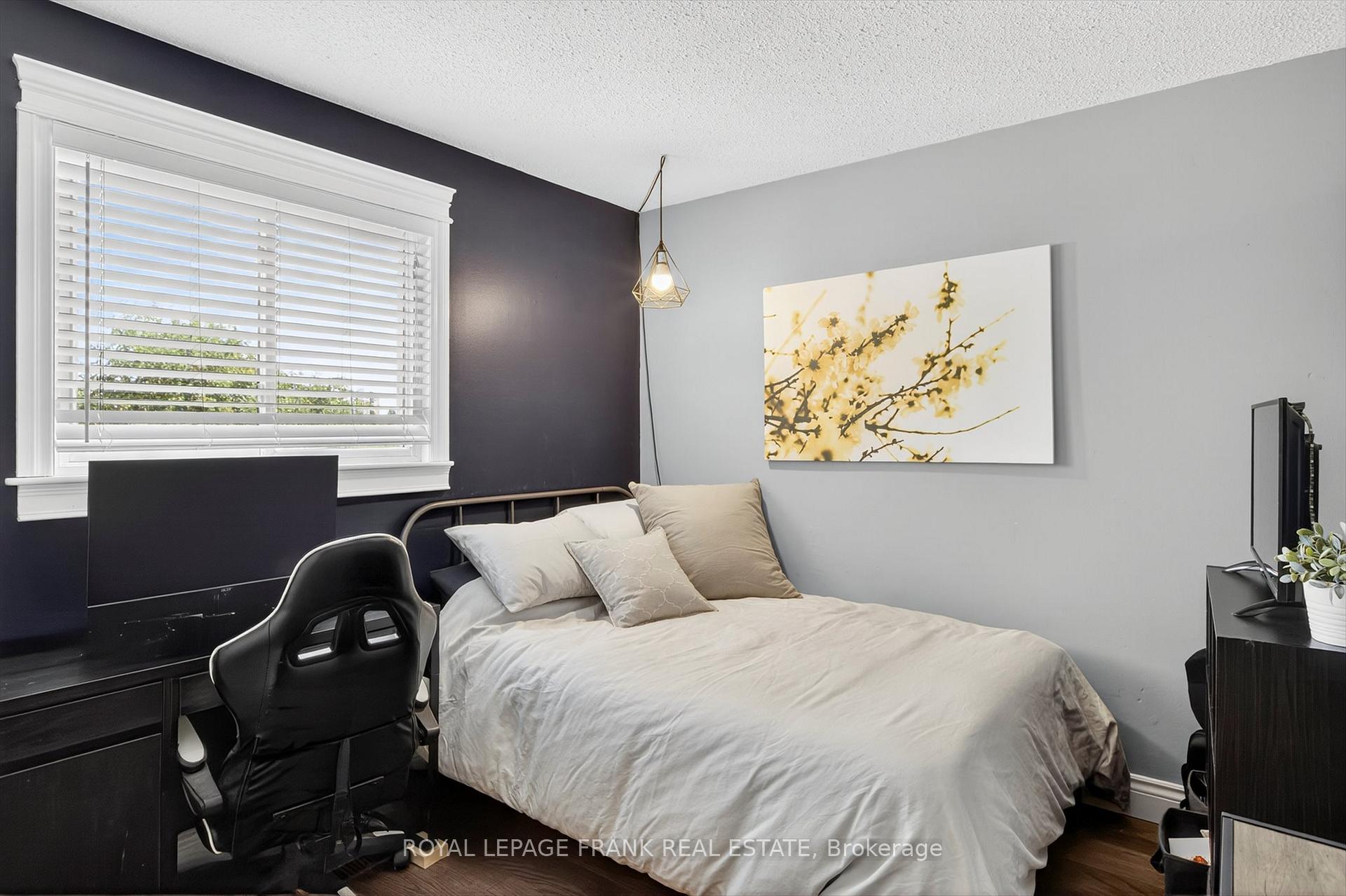 Photo 17 of 948 Golfview Road, Peterborough, Otonabee Ward 1 — HOMEH