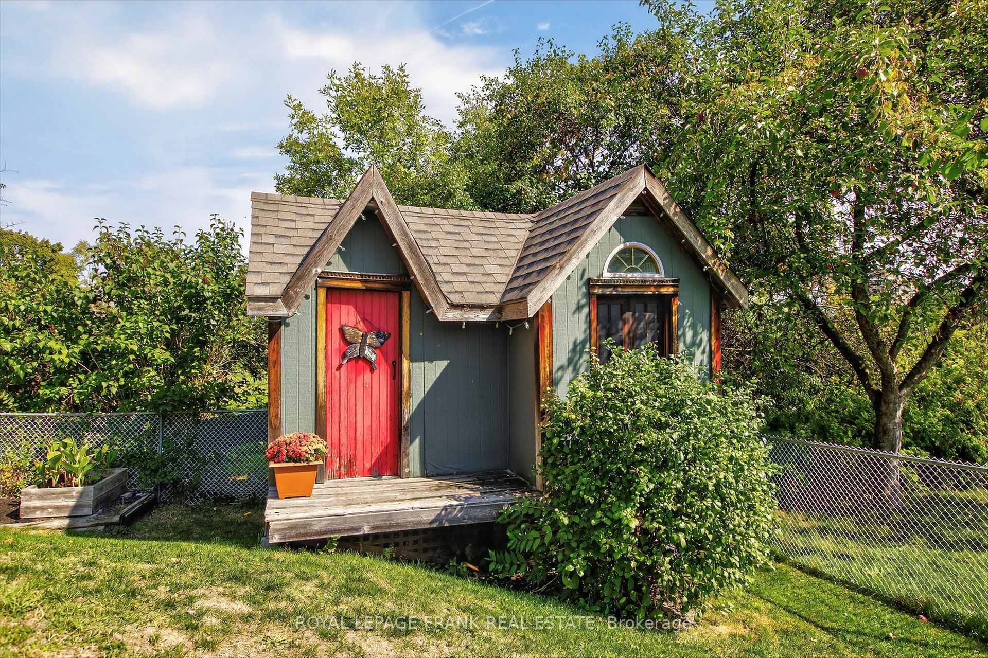 Photo 35 of 948 Golfview Road, Peterborough, Otonabee Ward 1 — HOMEH