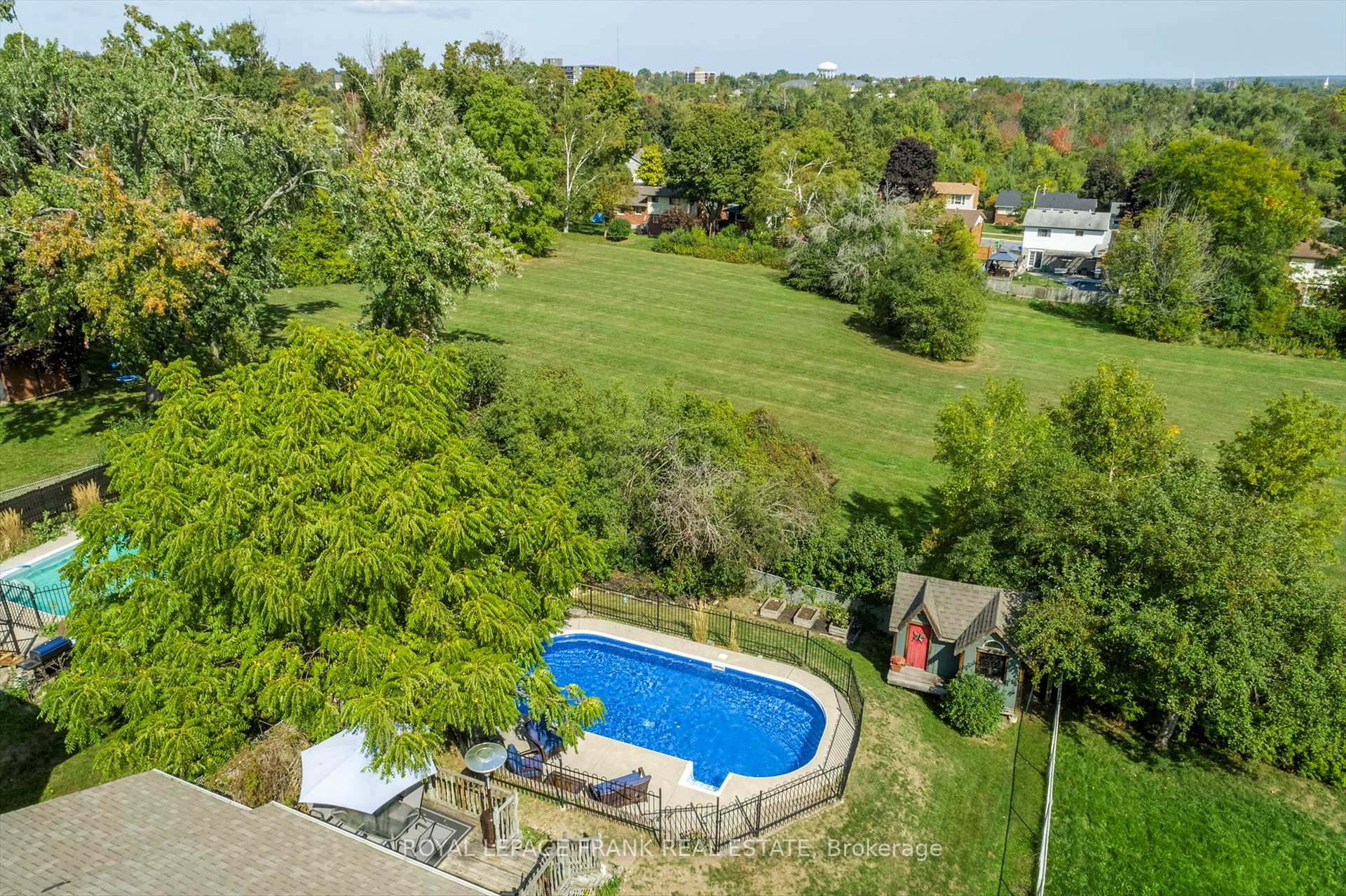 Photo 42 of 948 Golfview Road, Peterborough, Otonabee Ward 1 — HOMEH