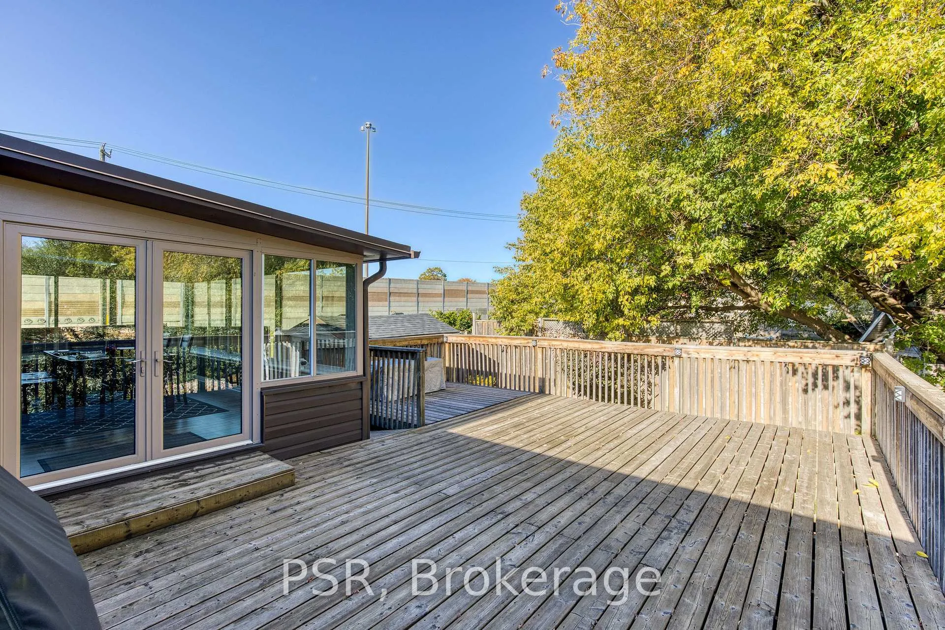 Photo 6 of 24 Burbank Road, Kitchener — HOMEH