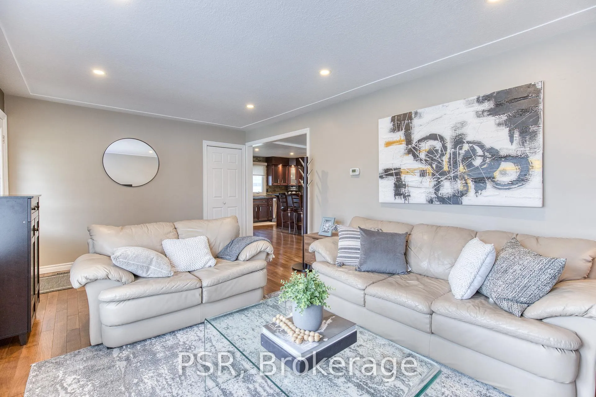 Photo 11 of 24 Burbank Road, Kitchener — HOMEH