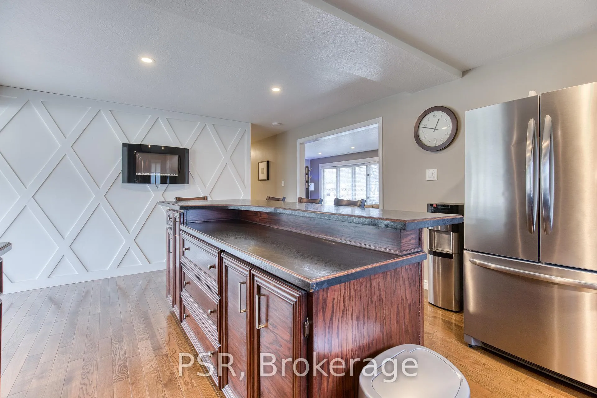 Photo 16 of 24 Burbank Road, Kitchener — HOMEH