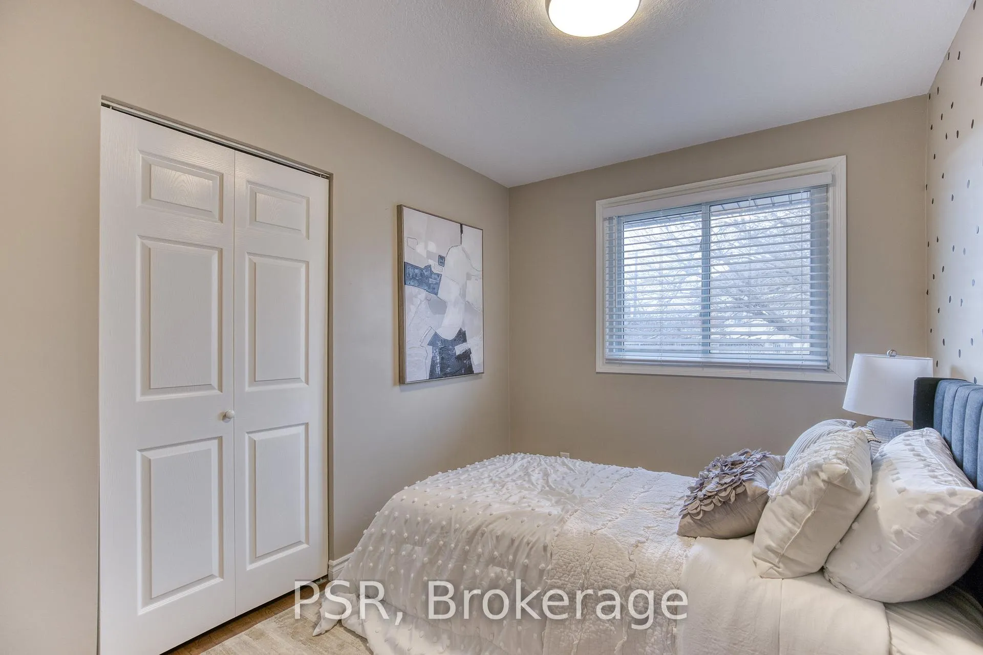 Photo 21 of 24 Burbank Road, Kitchener — HOMEH