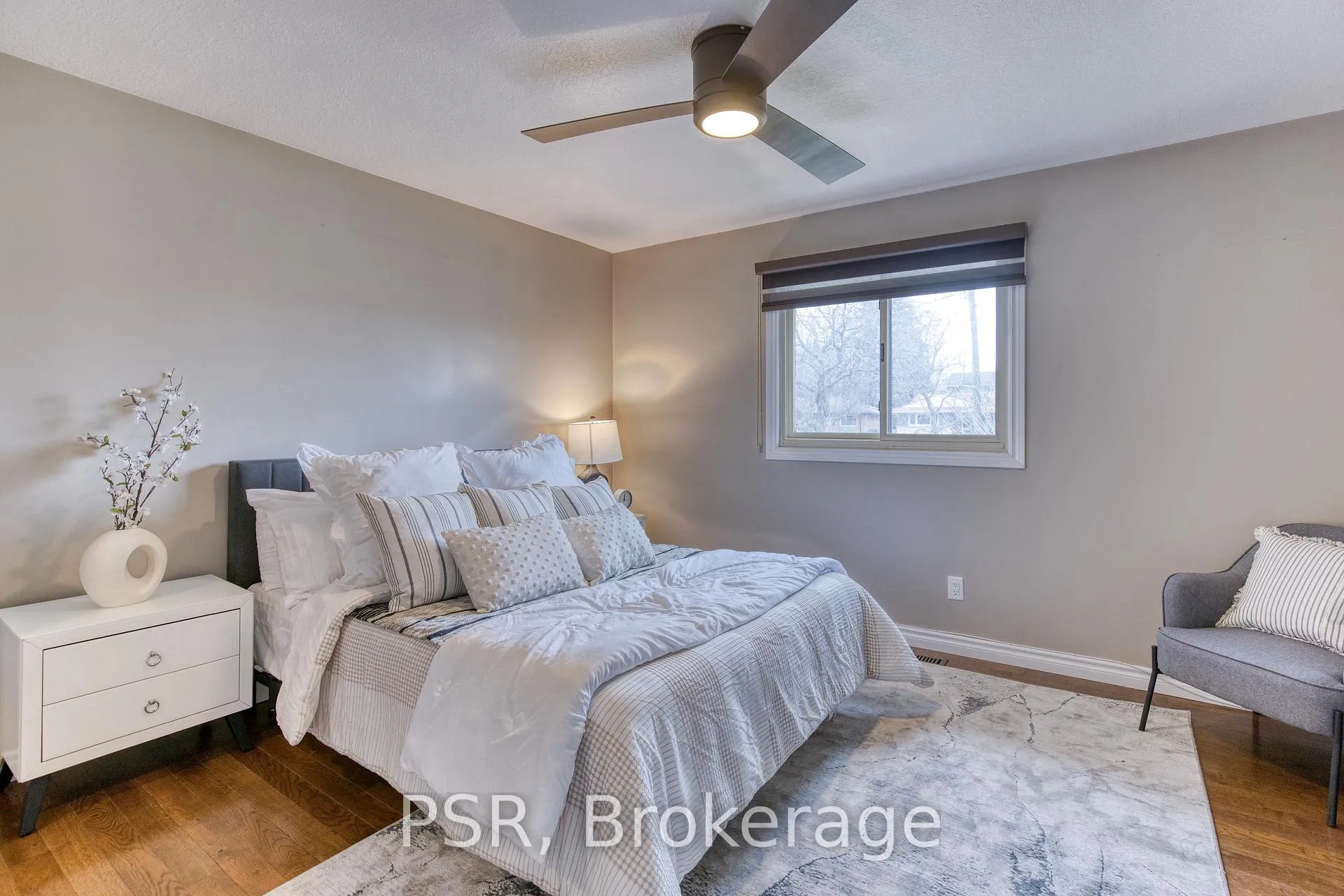 Photo 23 of 24 Burbank Road, Kitchener — HOMEH