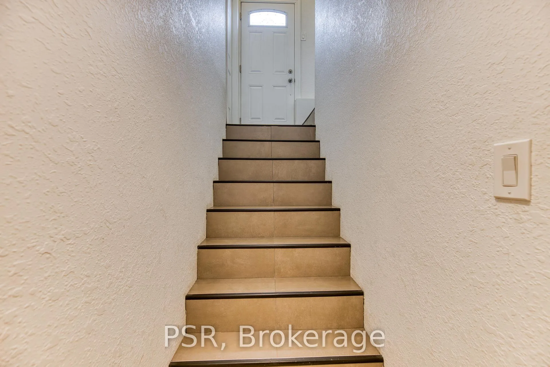 Photo 32 of 24 Burbank Road, Kitchener — HOMEH