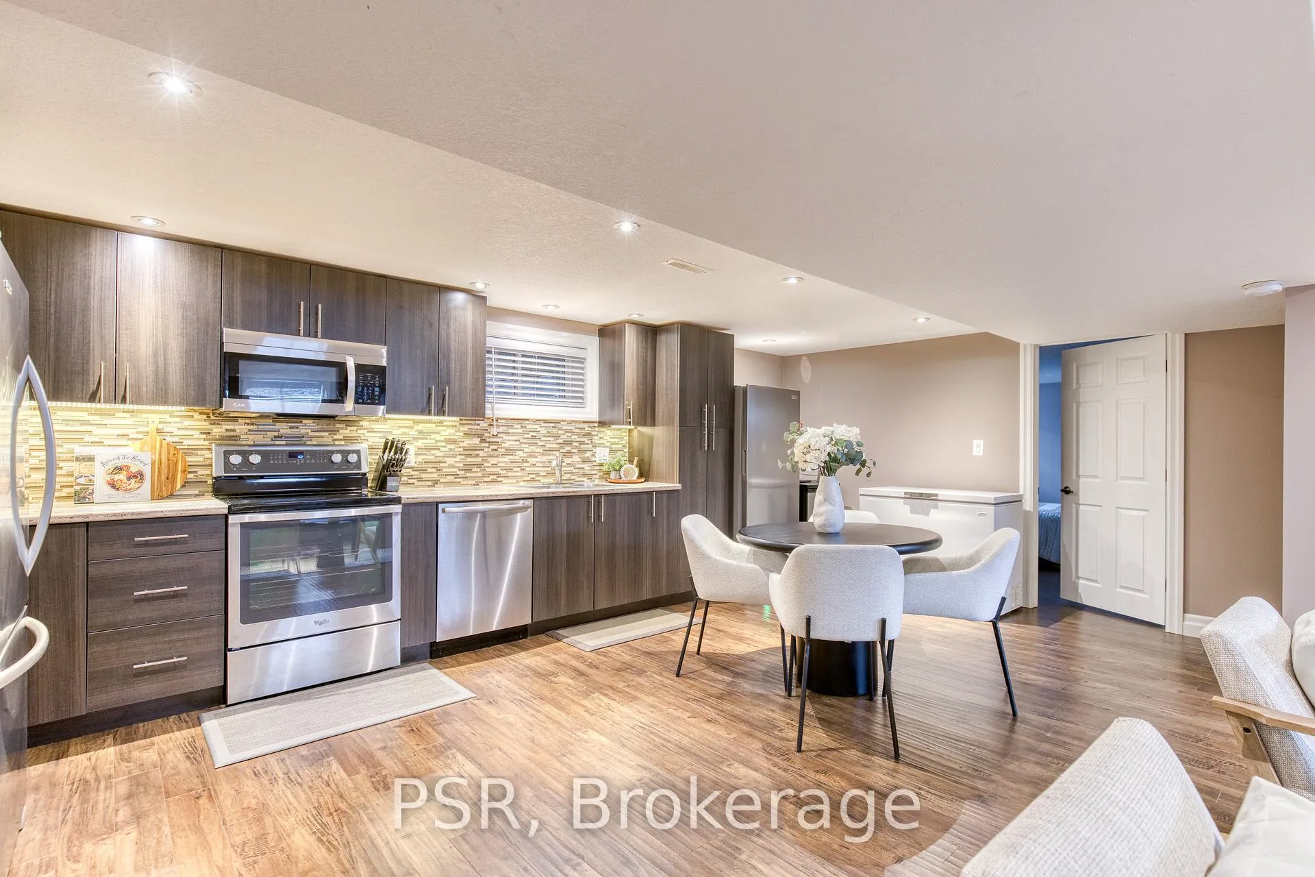 Photo 34 of 24 Burbank Road, Kitchener — HOMEH