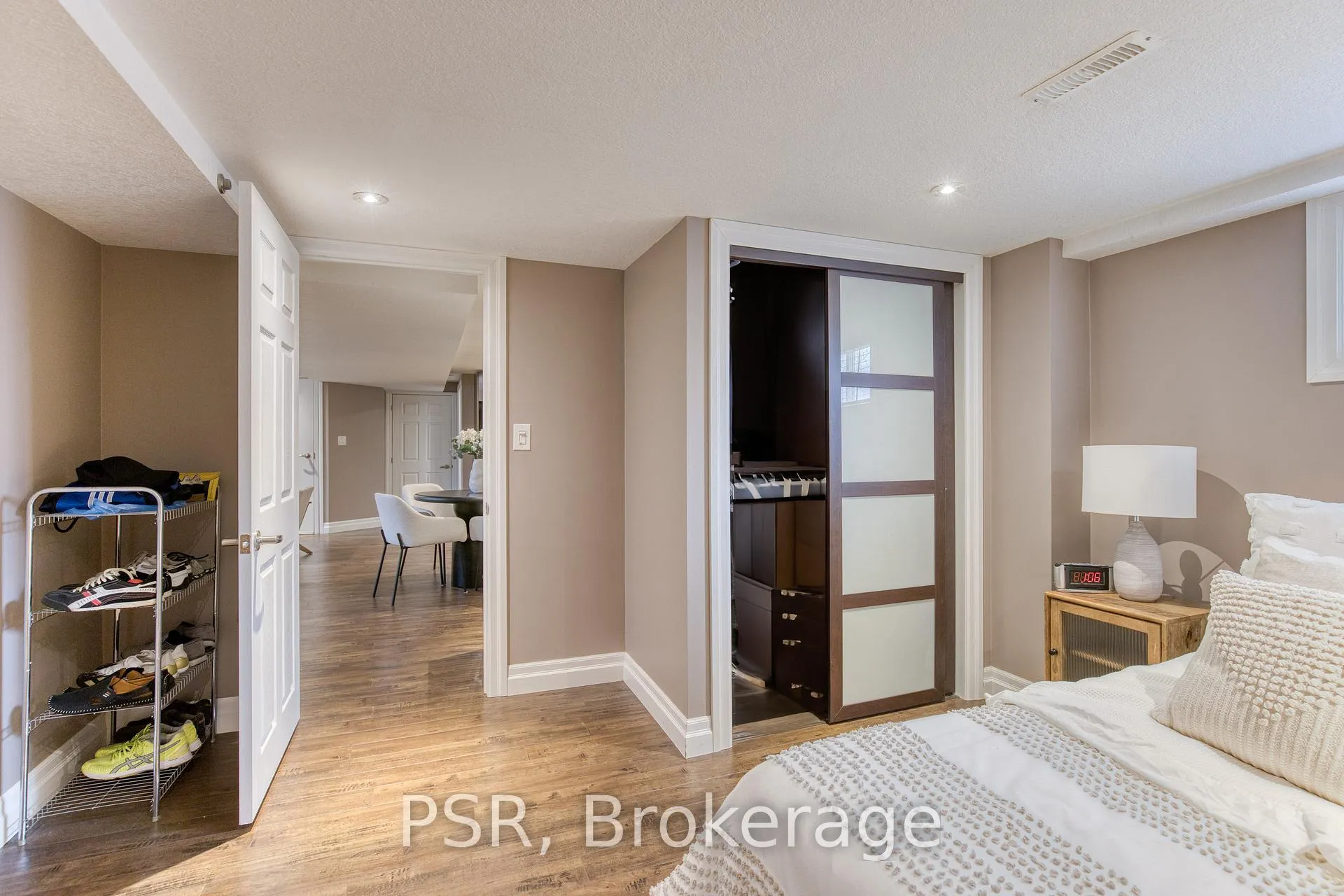 Photo 39 of 24 Burbank Road, Kitchener — HOMEH
