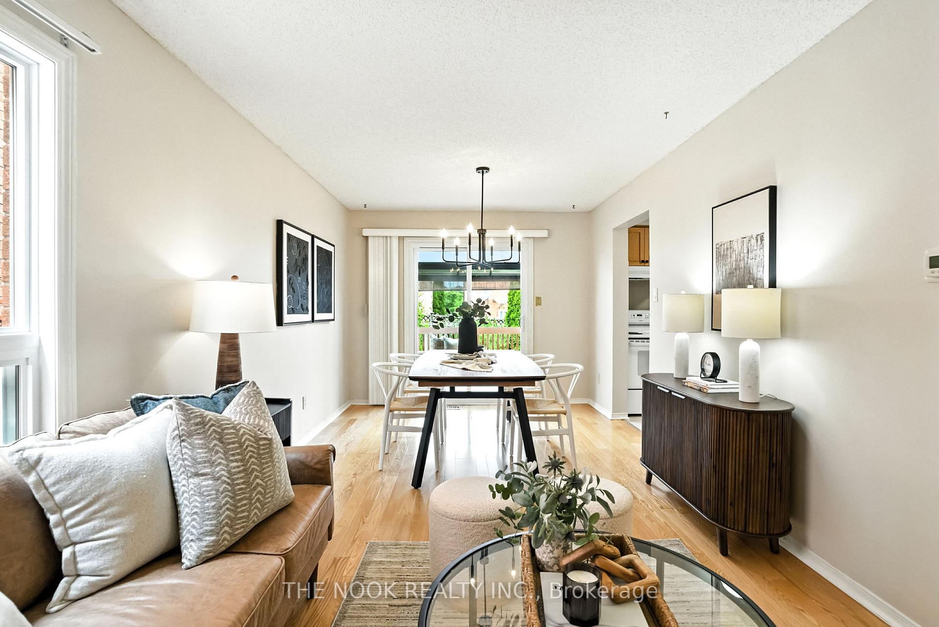 Photo 8 of 23 Sharp Crescent, Ajax, Central — HOMEH