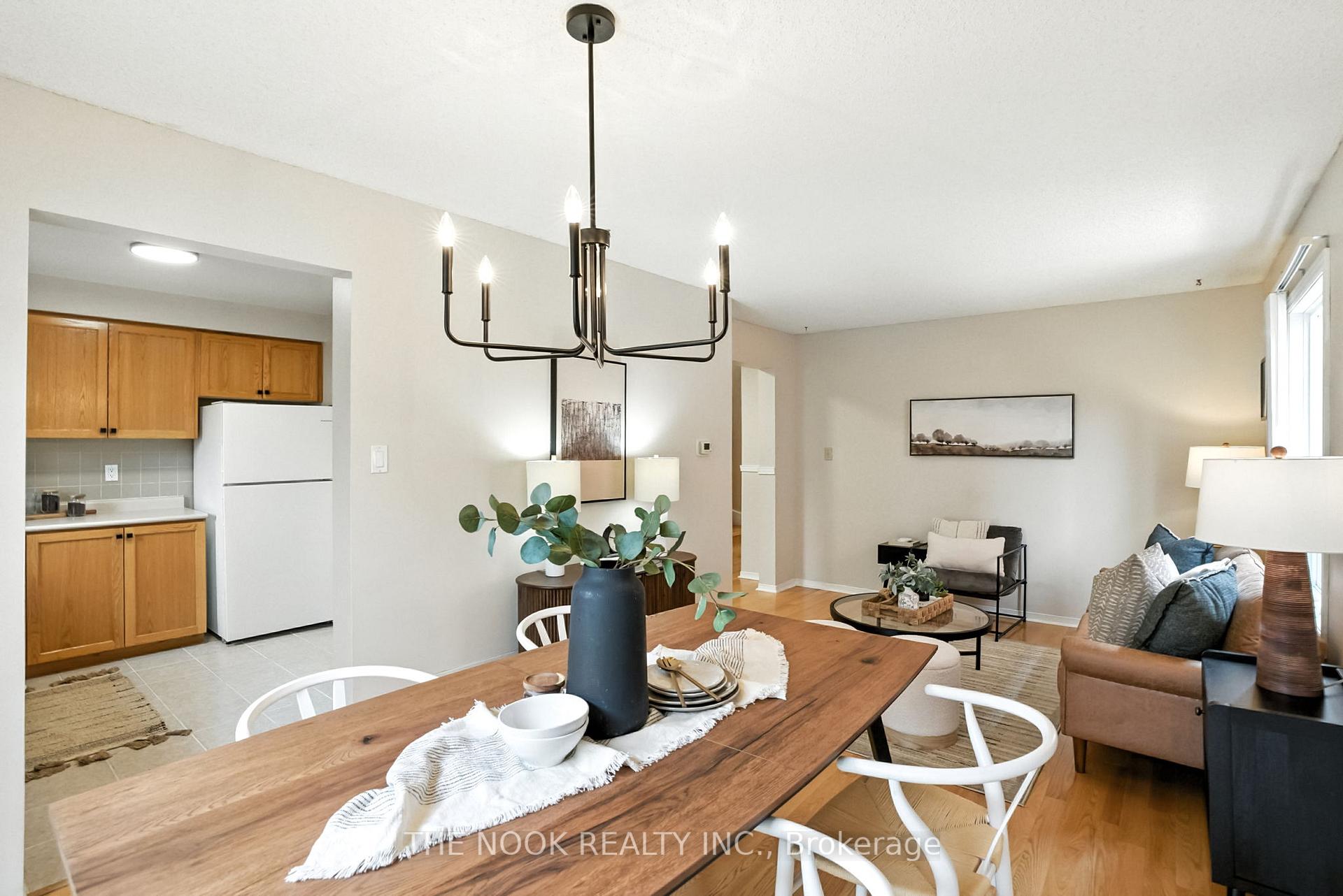 Photo 14 of 23 Sharp Crescent, Ajax, Central — HOMEH