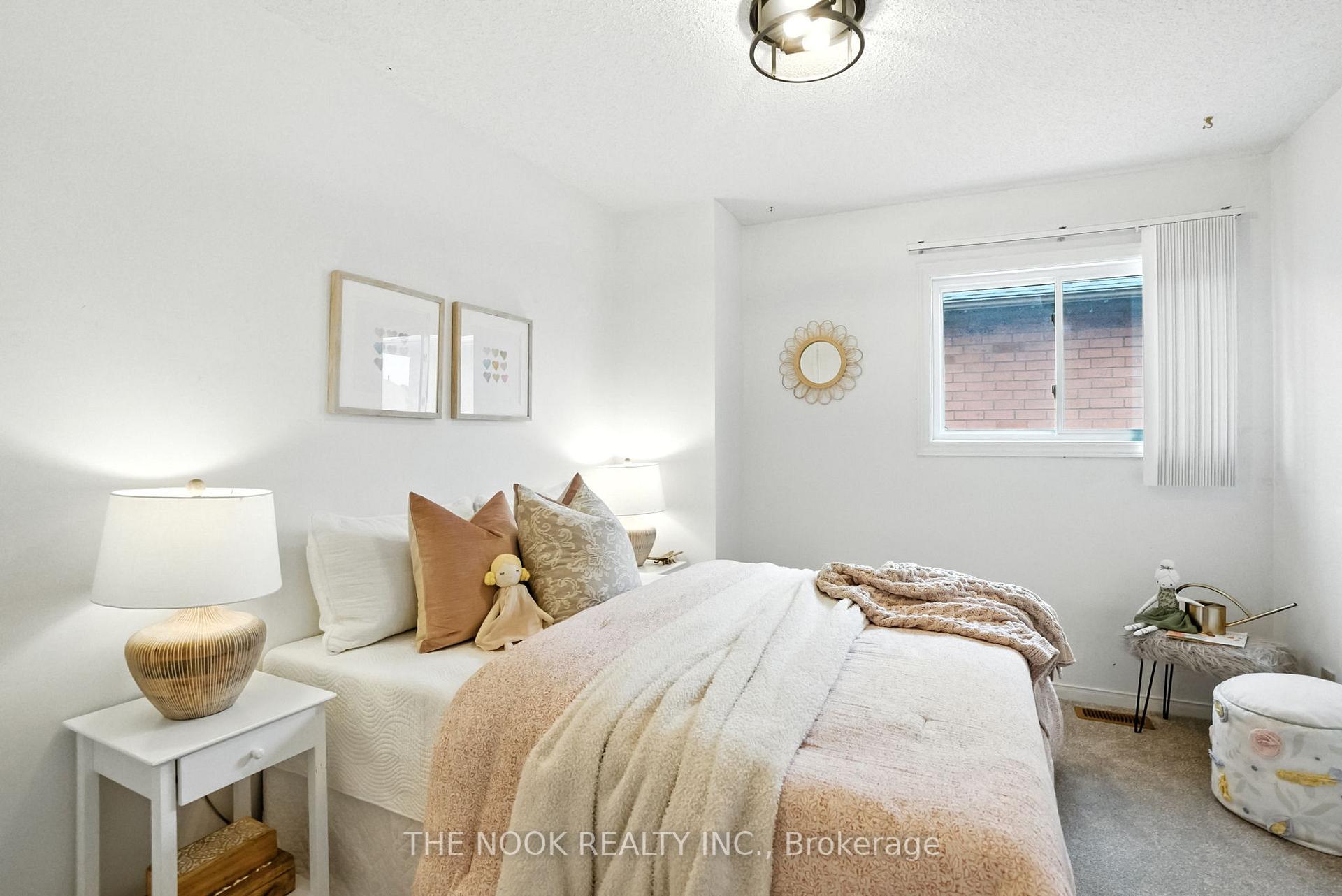 Photo 25 of 23 Sharp Crescent, Ajax, Central — HOMEH