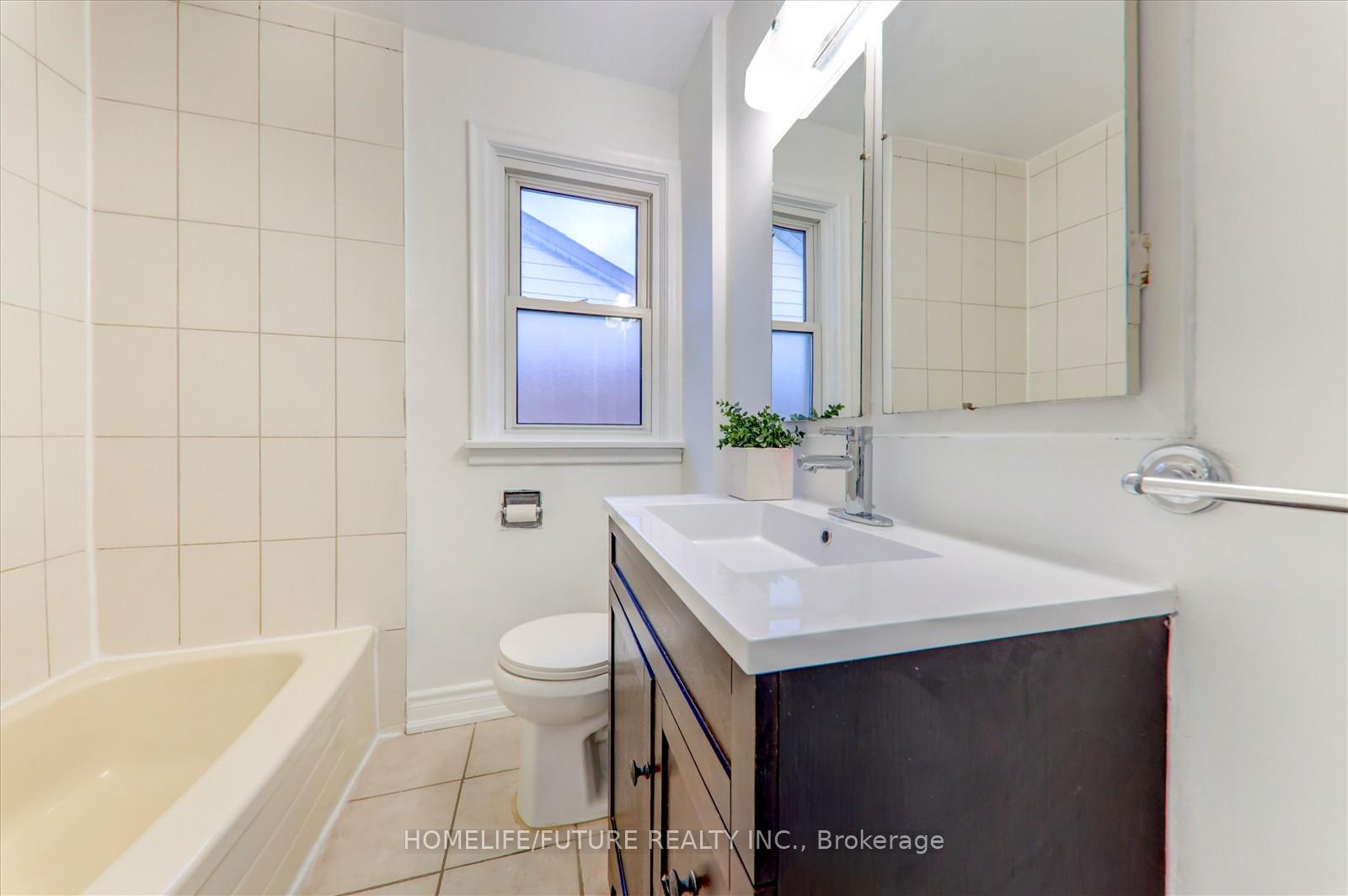 Photo 15 of 437 Fairleigh Avenue, Oshawa, McLaughlin — HOMEH