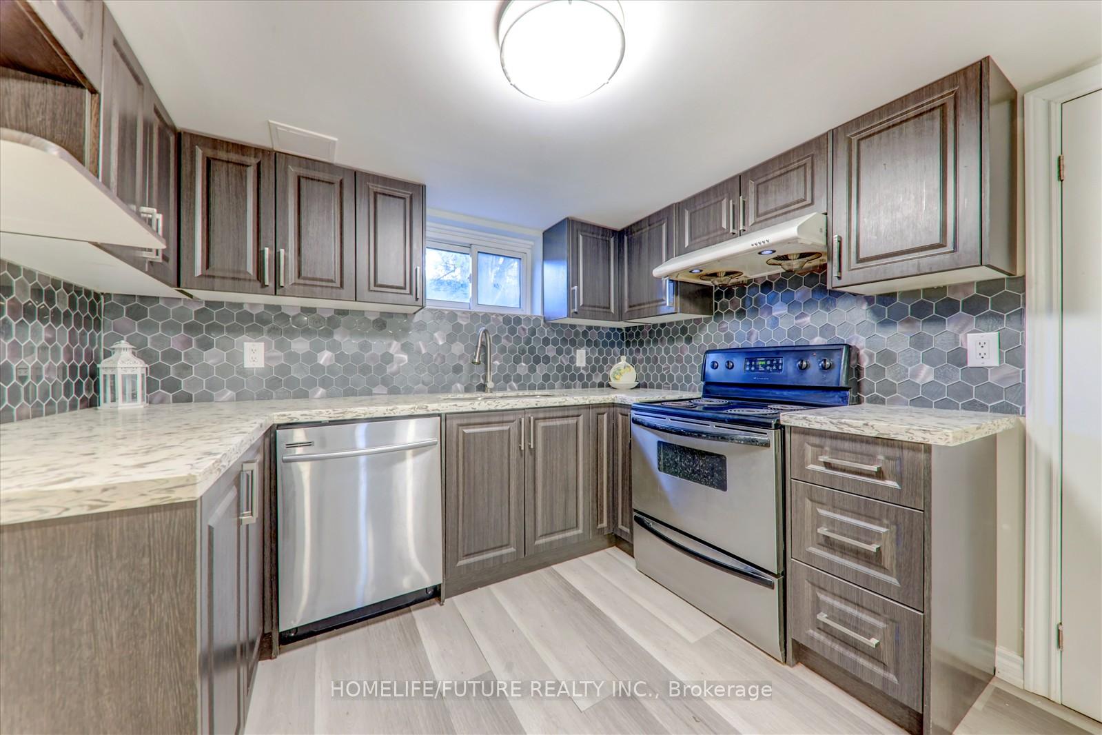 Photo 24 of 437 Fairleigh Avenue, Oshawa, McLaughlin — HOMEH