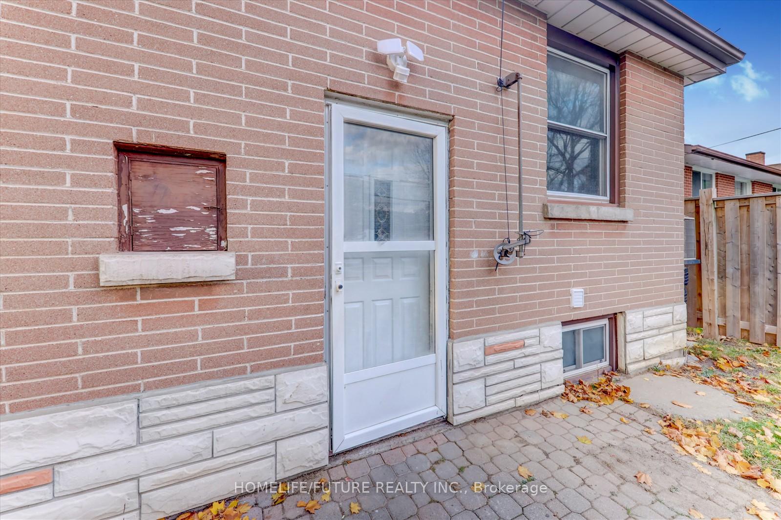 Photo 36 of 437 Fairleigh Avenue, Oshawa, McLaughlin — HOMEH