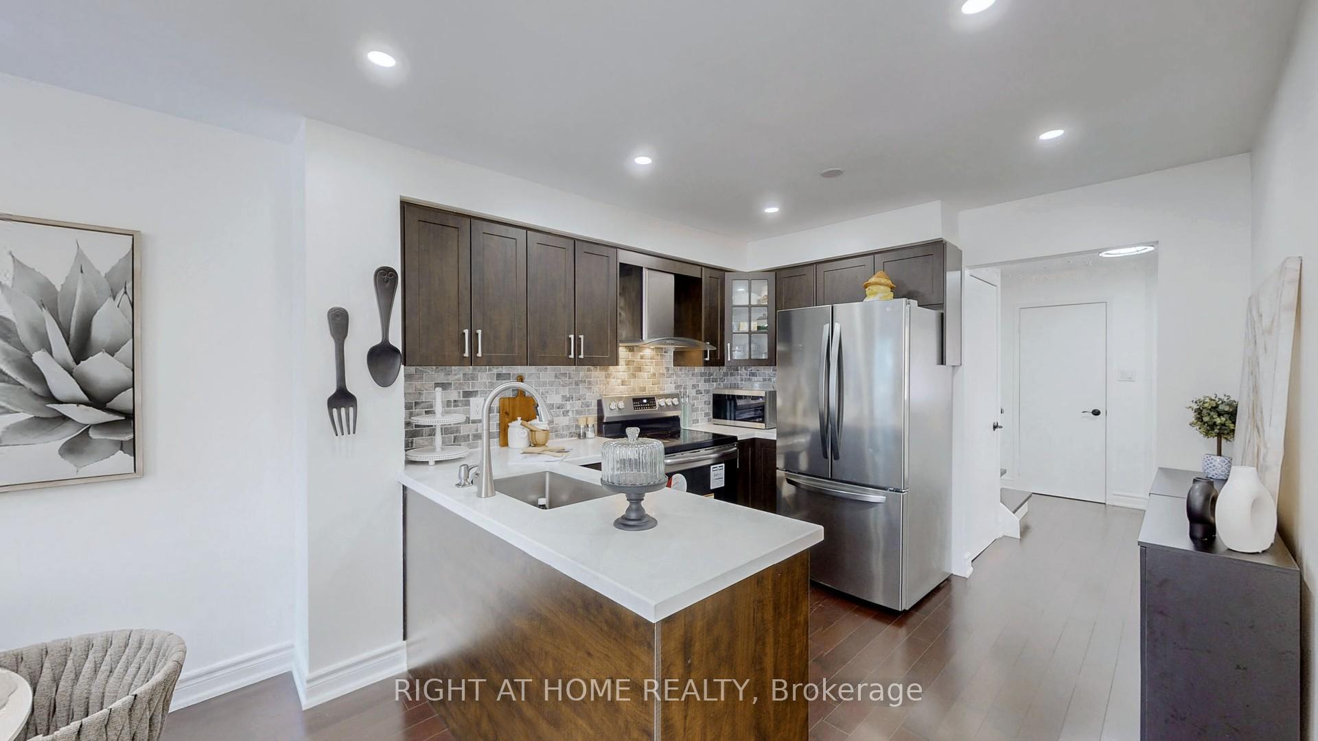 Photo 11 of 99 Old Colony Drive, Whitby, Pringle Creek — HOMEH