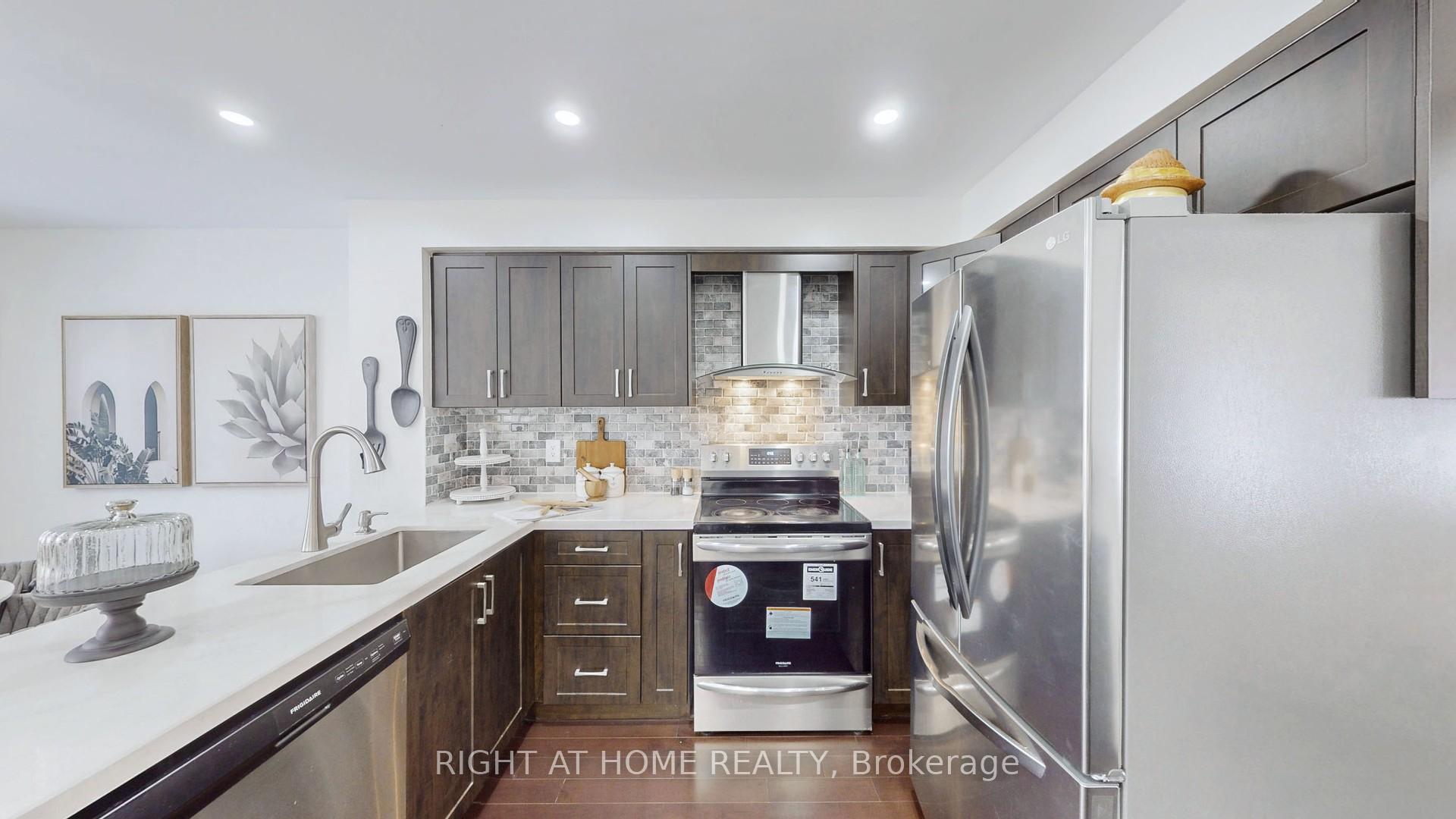 Photo 12 of 99 Old Colony Drive, Whitby, Pringle Creek — HOMEH