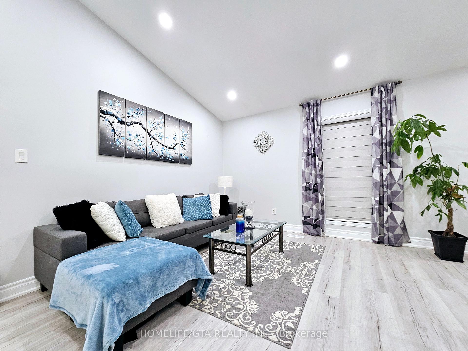 Photo 4 of 1860 Dalhousie Crescent, Oshawa, Samac — HOMEH