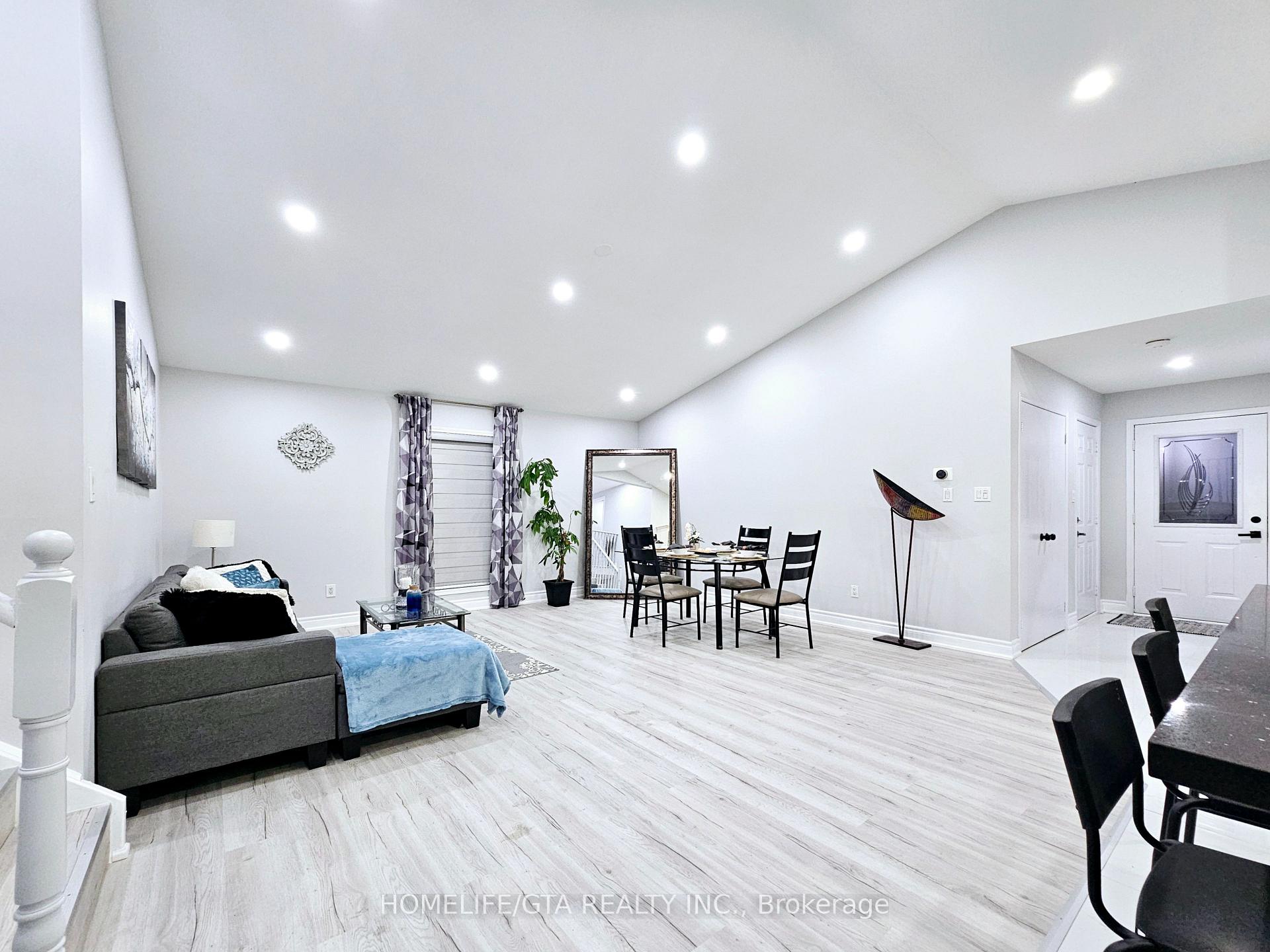 Photo 7 of 1860 Dalhousie Crescent, Oshawa, Samac — HOMEH