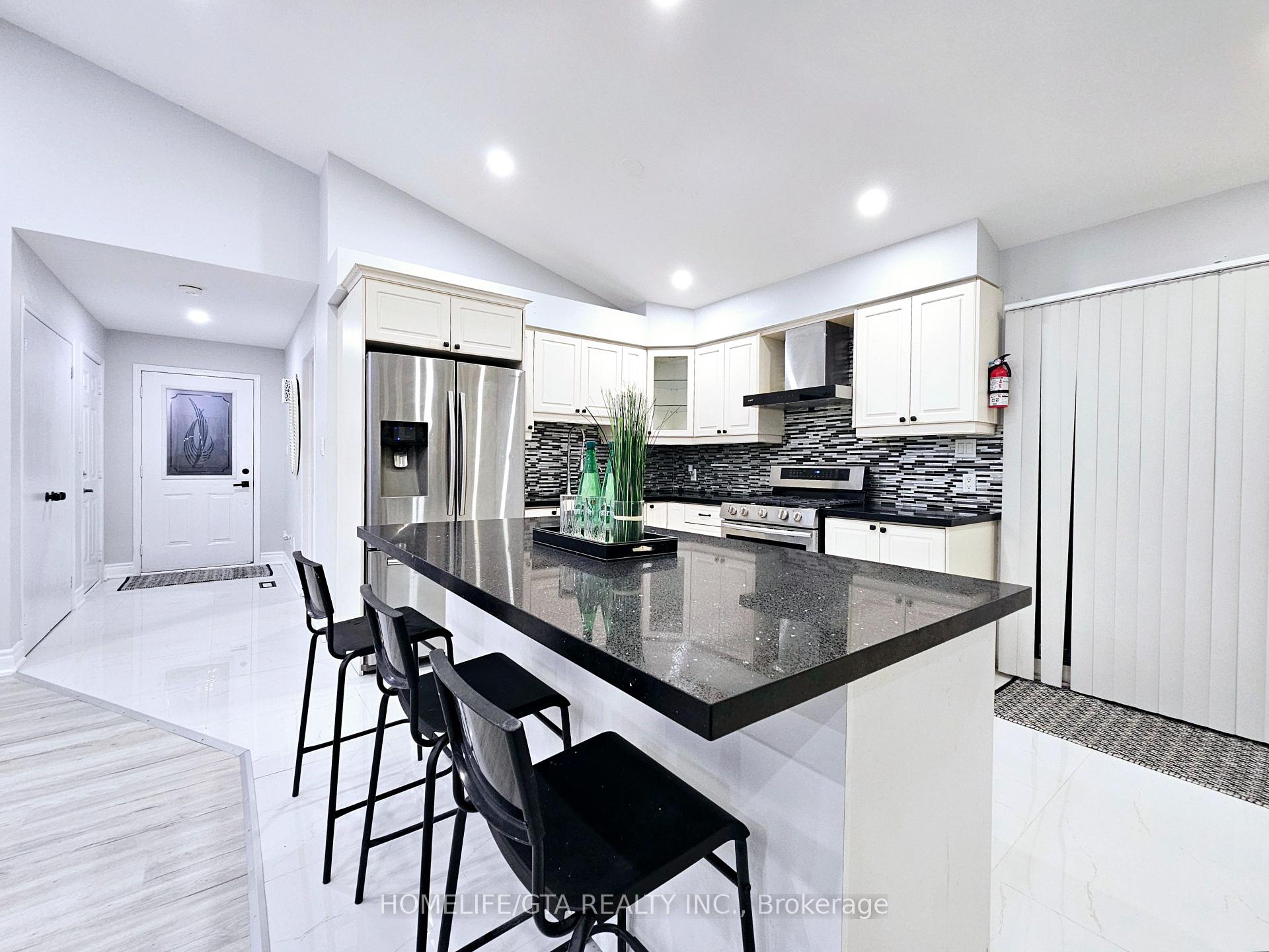 Photo 8 of 1860 Dalhousie Crescent, Oshawa, Samac — HOMEH