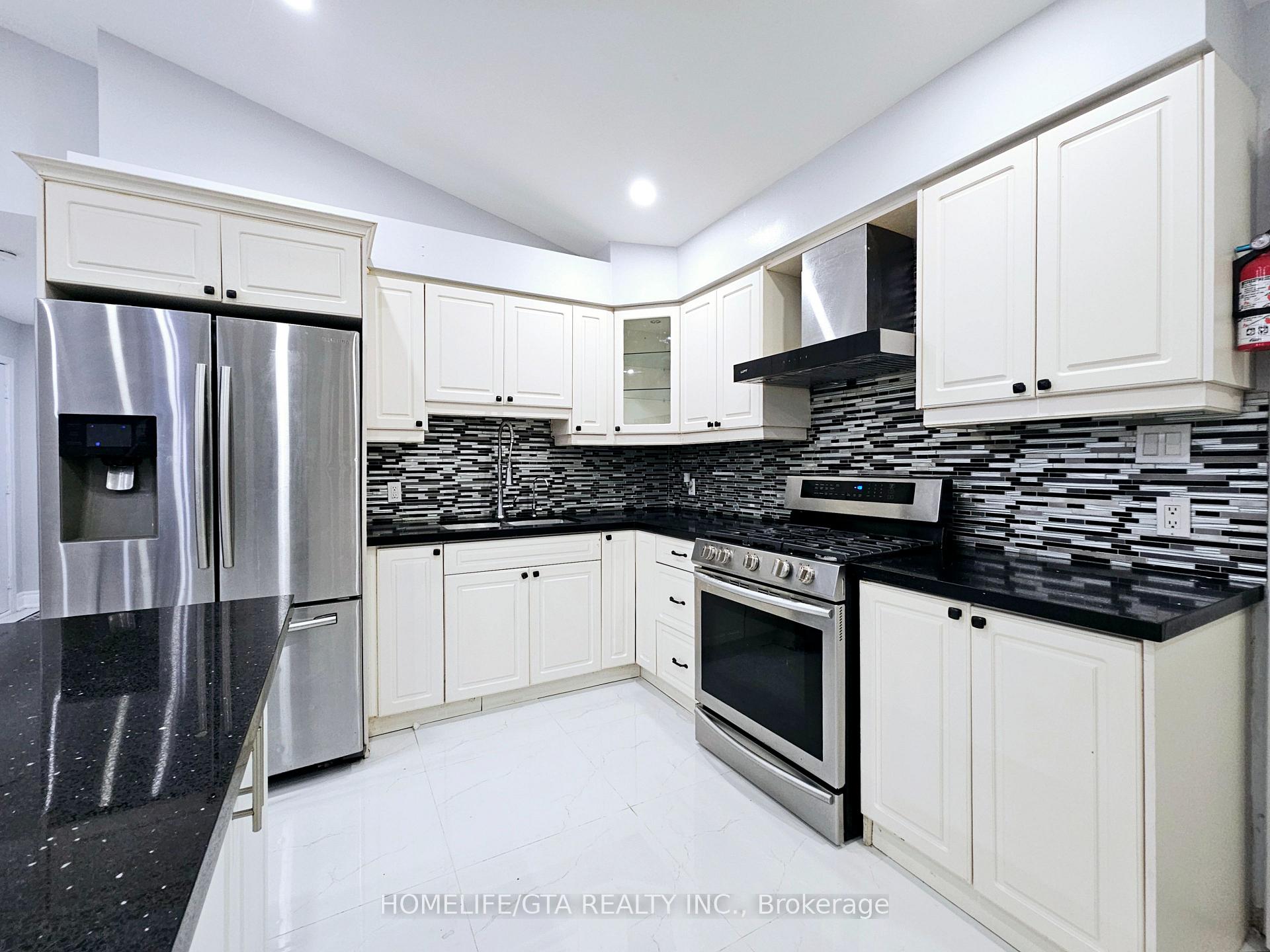 Photo 9 of 1860 Dalhousie Crescent, Oshawa, Samac — HOMEH