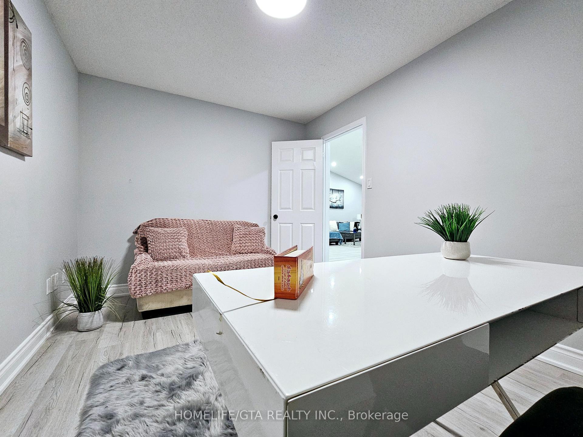 Photo 13 of 1860 Dalhousie Crescent, Oshawa, Samac — HOMEH