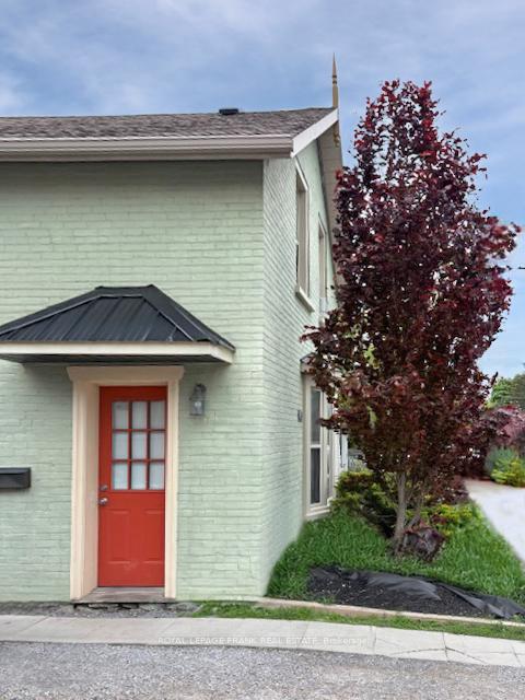 Photo 3 of 140 Antrim Street, Peterborough, Town Ward 3 — HOMEH