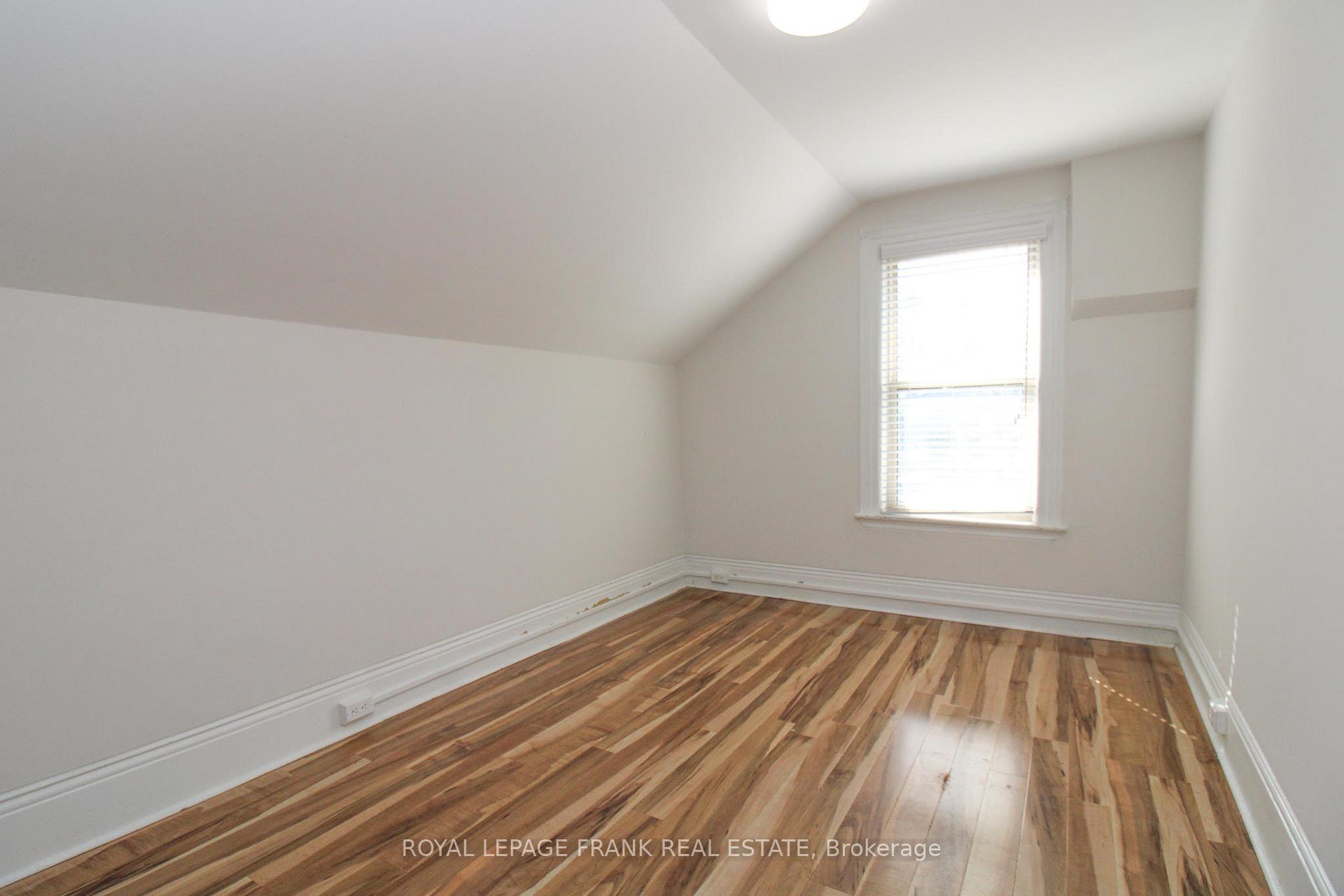 Photo 18 of 140 Antrim Street, Peterborough, Town Ward 3 — HOMEH