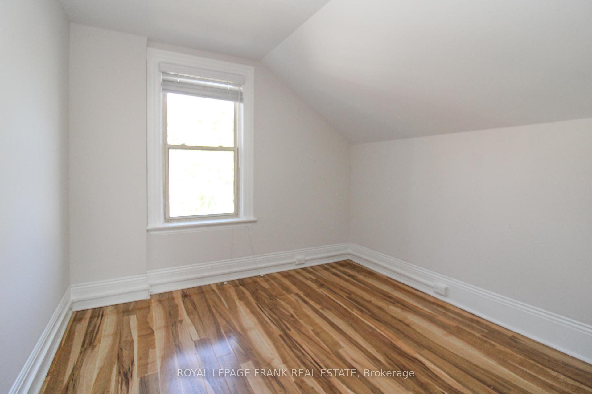 Photo 21 of 140 Antrim Street, Peterborough, Town Ward 3 — HOMEH