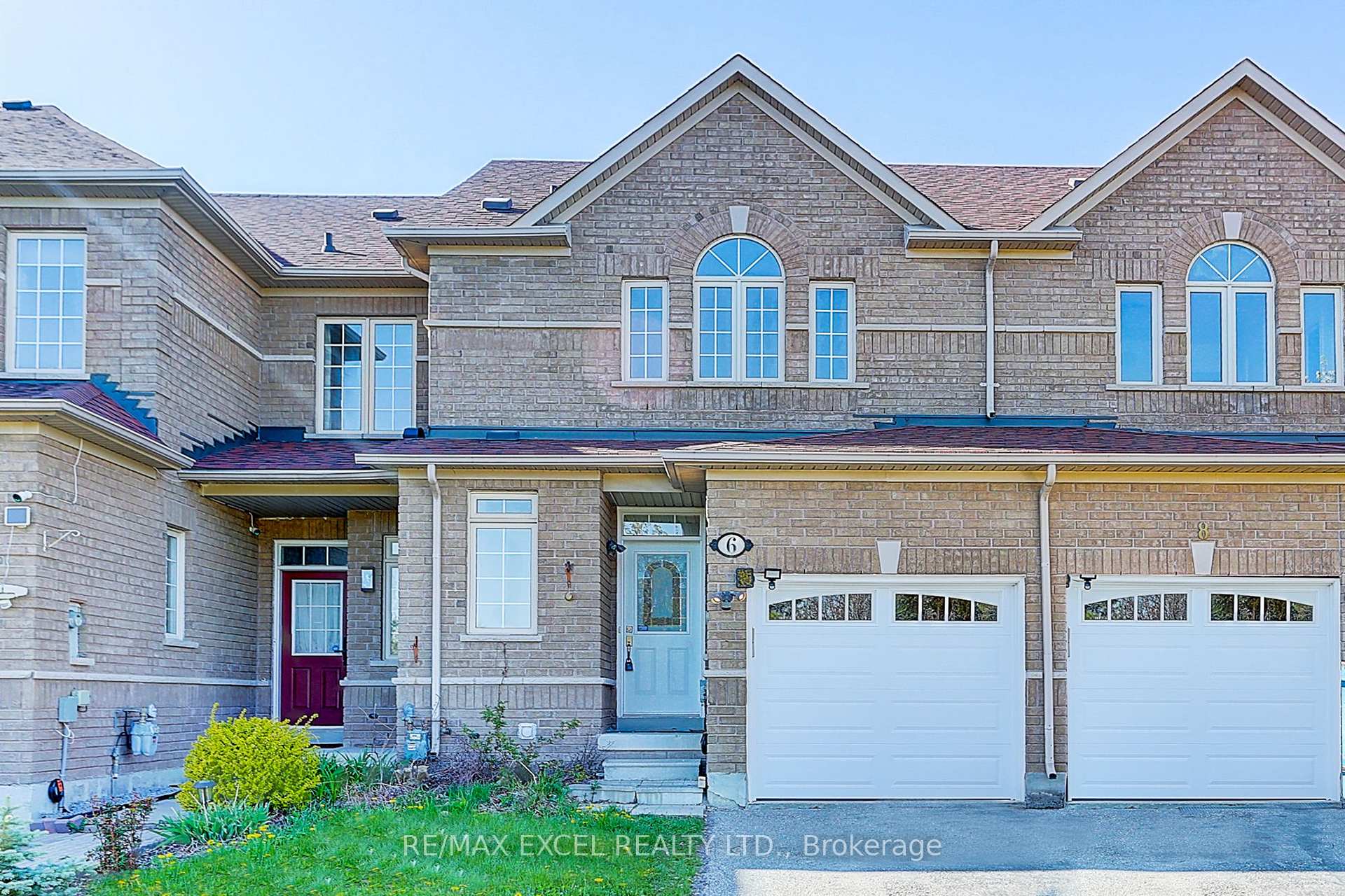 Front of 6 Coco Avenue