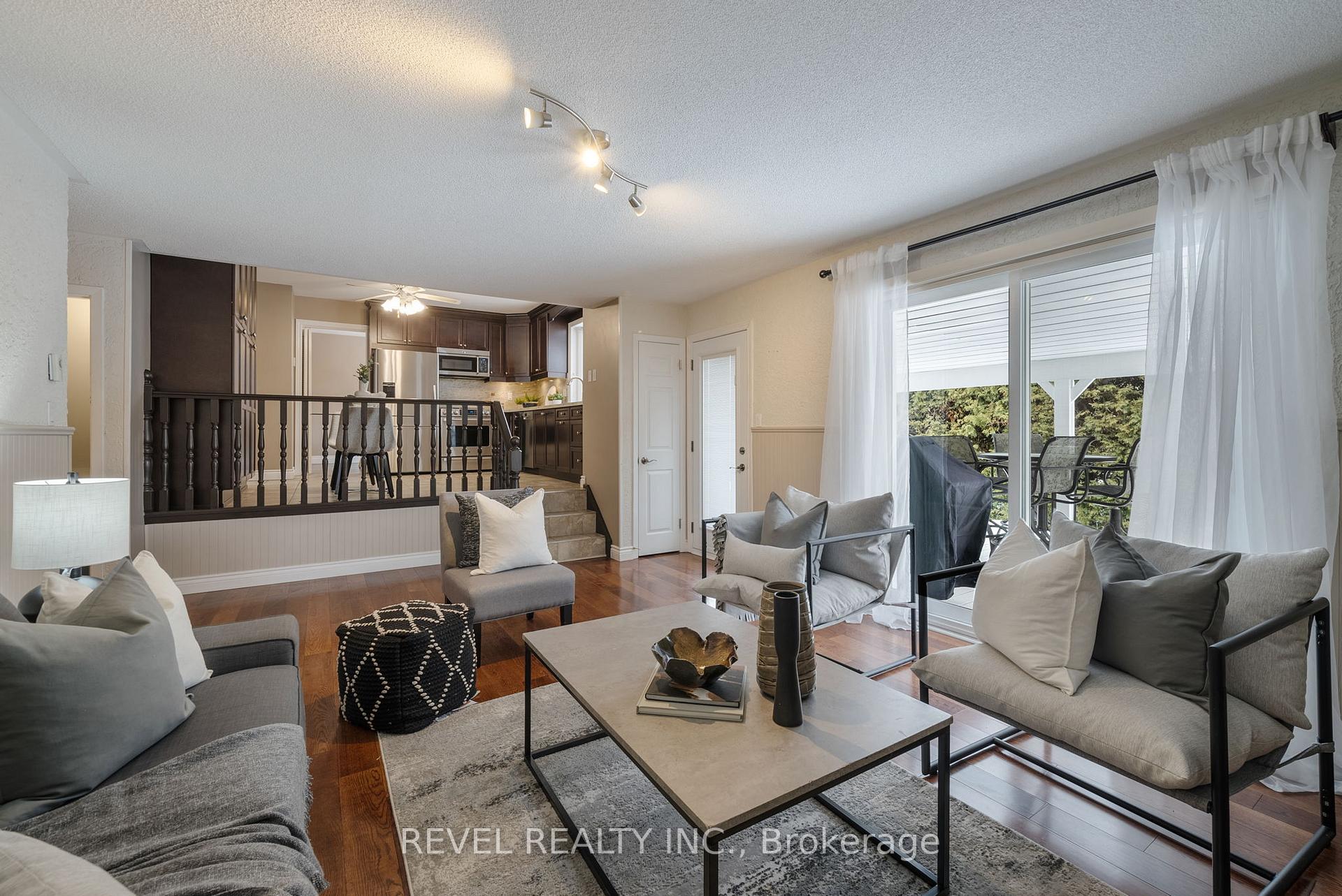 Photo 12 of 764 Ferndale Street, Oshawa, Northglen — HOMEH