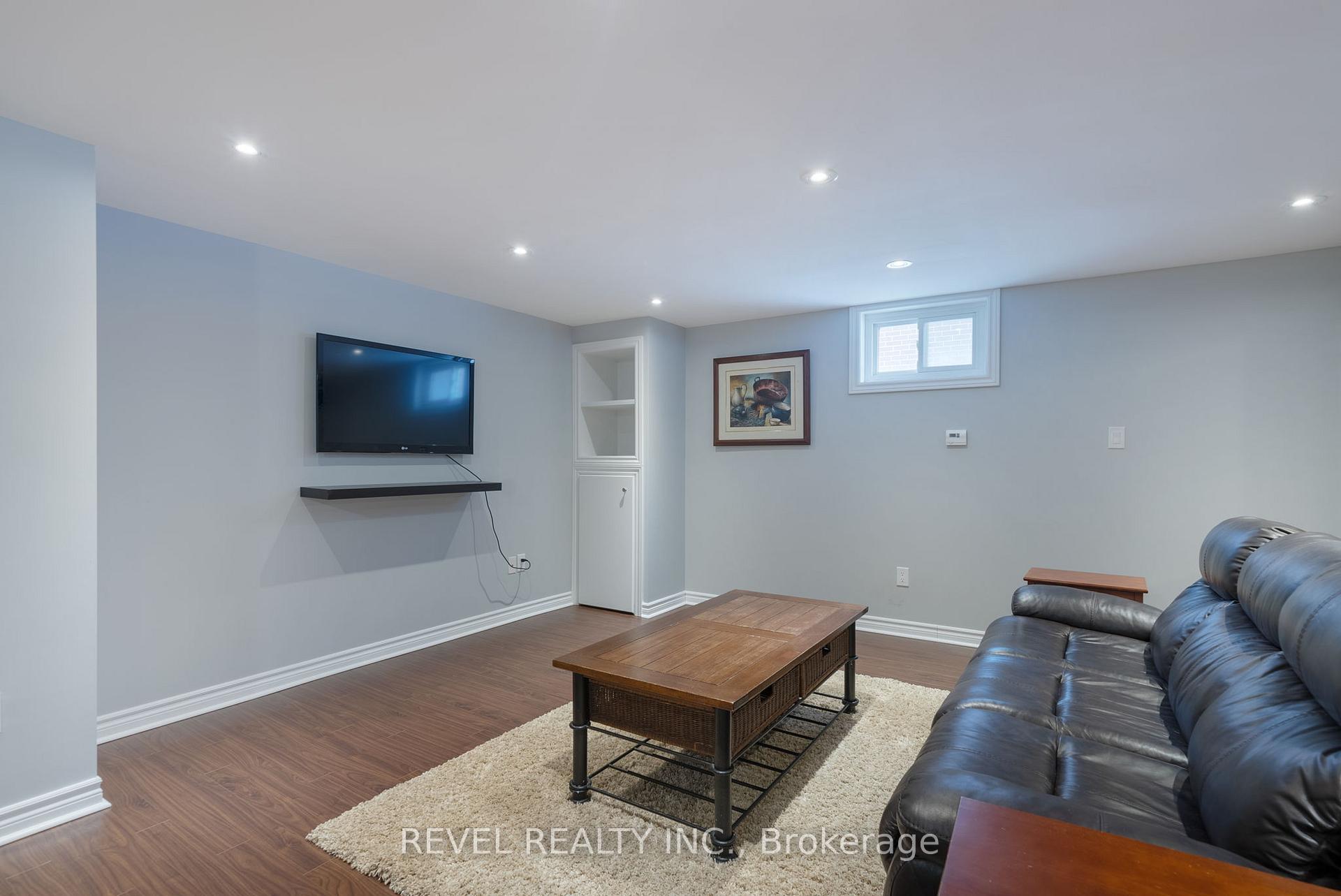 Photo 24 of 764 Ferndale Street, Oshawa, Northglen — HOMEH